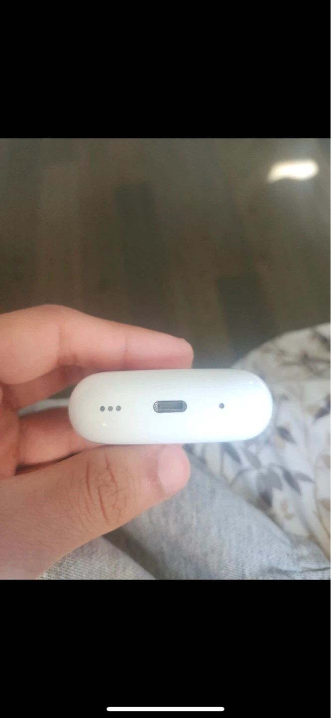 Apple AirPods Pro (3rd generation) - photo 3