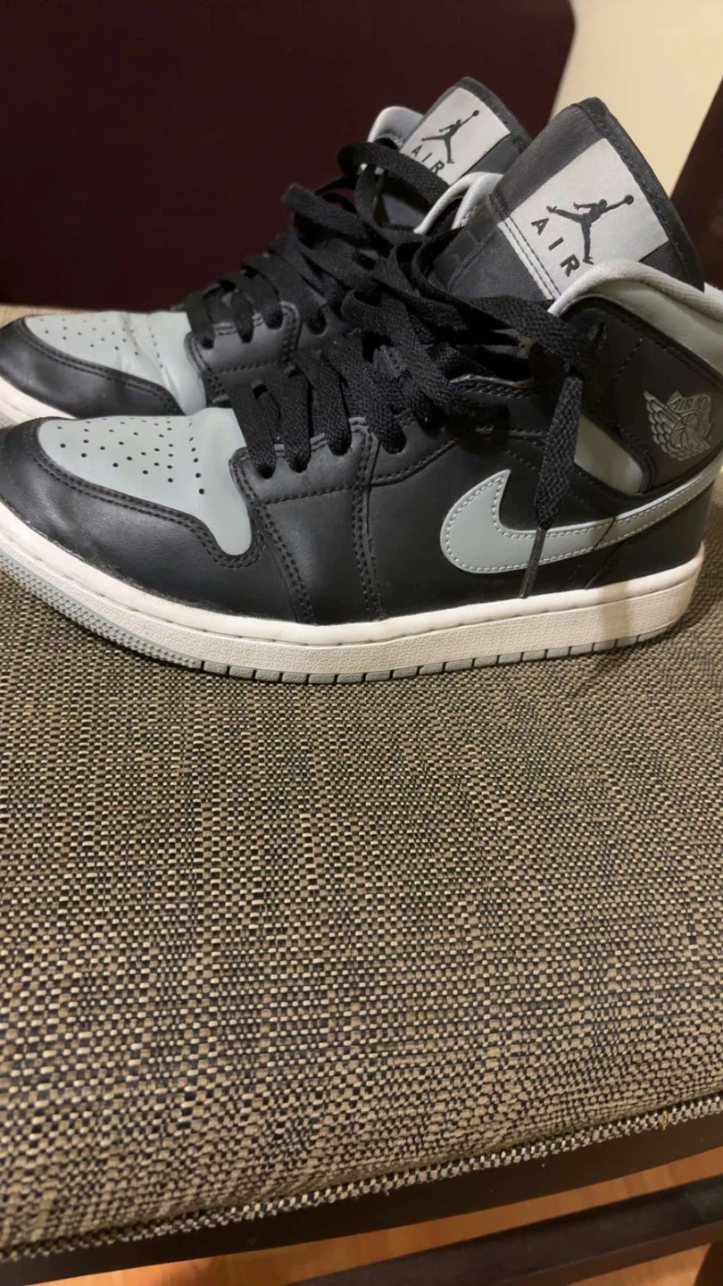 Air Jordan 1 Mid Women's Shoes - Black/Particle Grey - photo 2