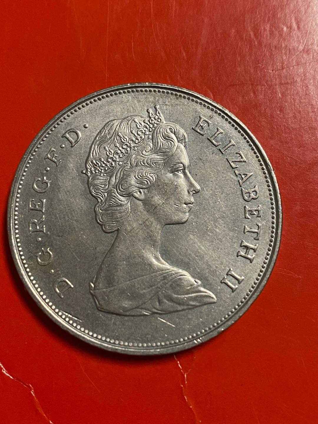 1980 Queen Elizabeth The Queen Mother Coin - photo 2