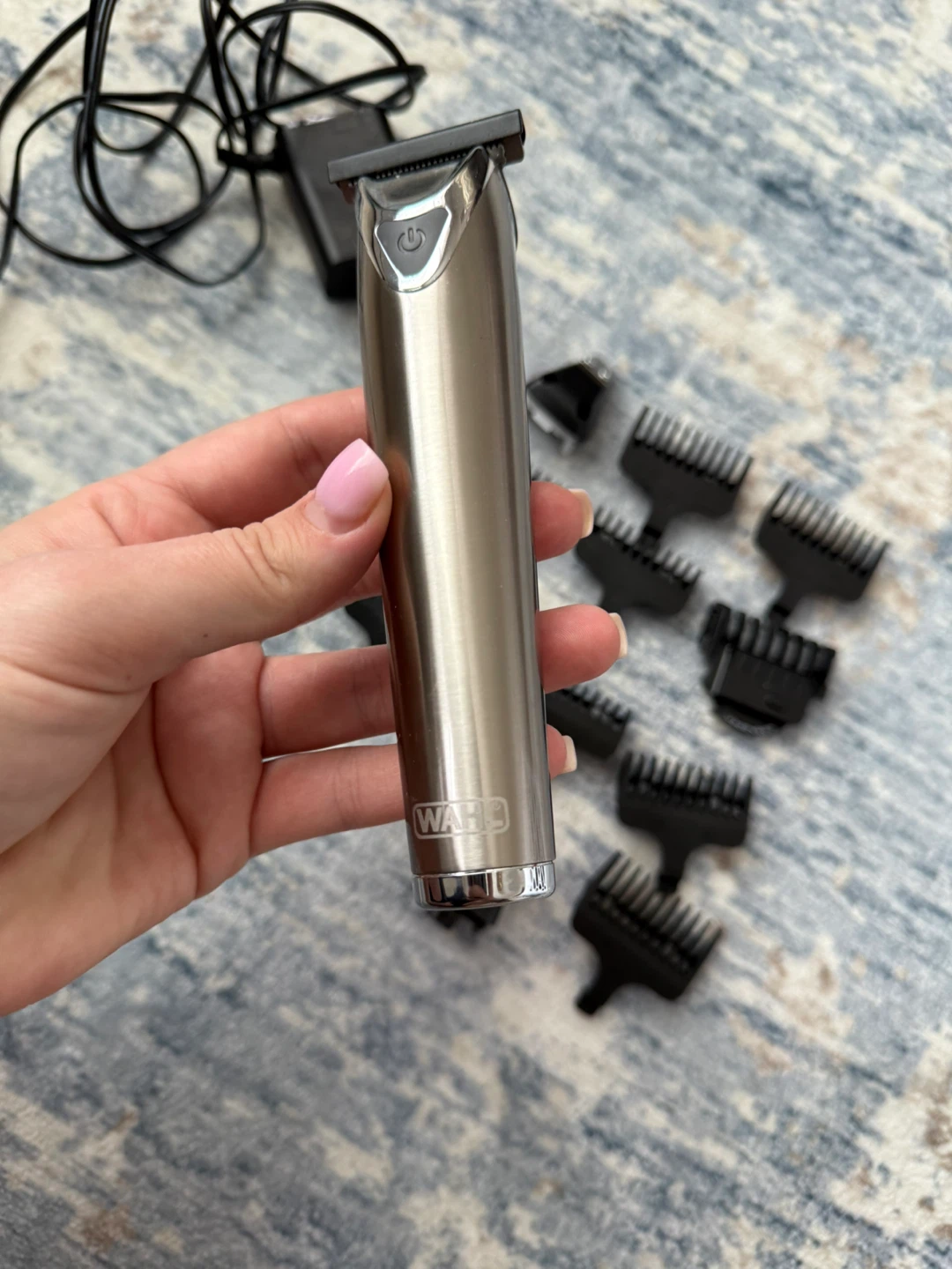 Wahl Cordless Hair Trimmer with Attachments - photo 2
