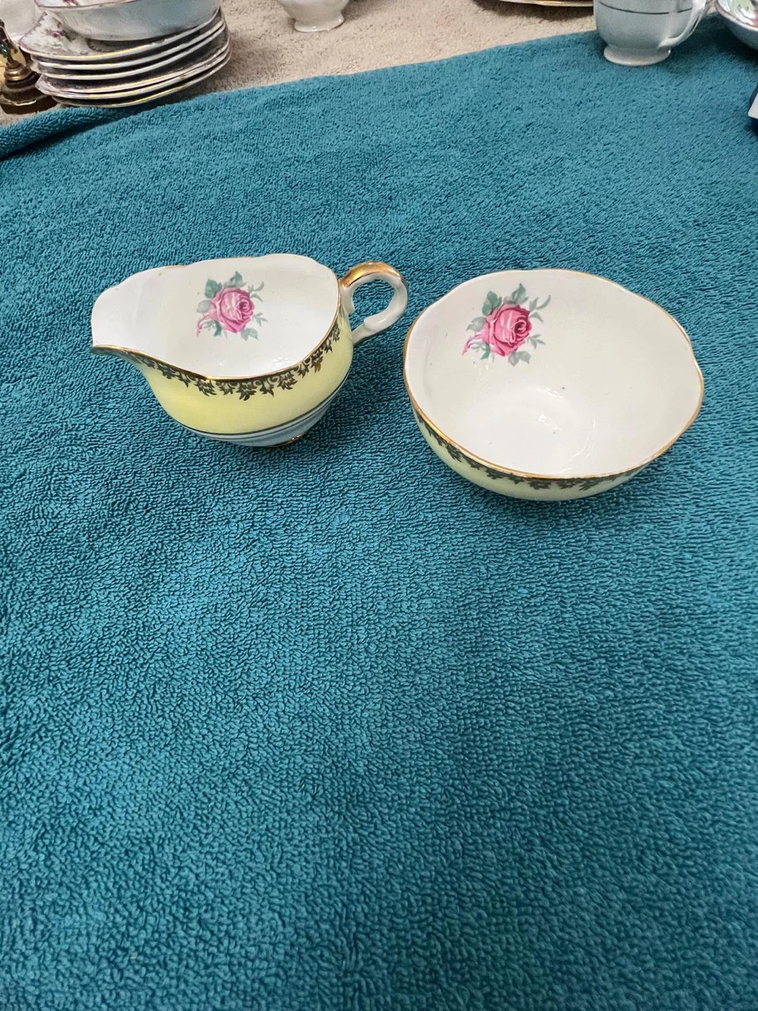 Regency Bone China Cream & Sugar Set (G07)