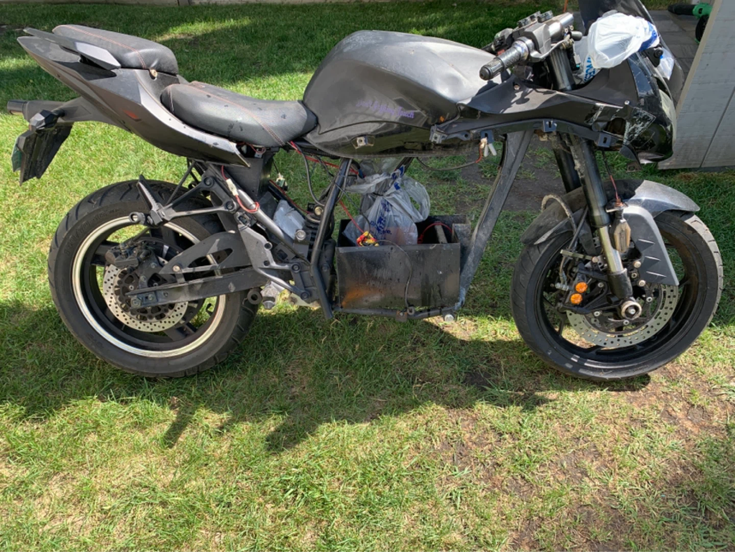 DAYMAK em2 Electric Bike- for parts or repair