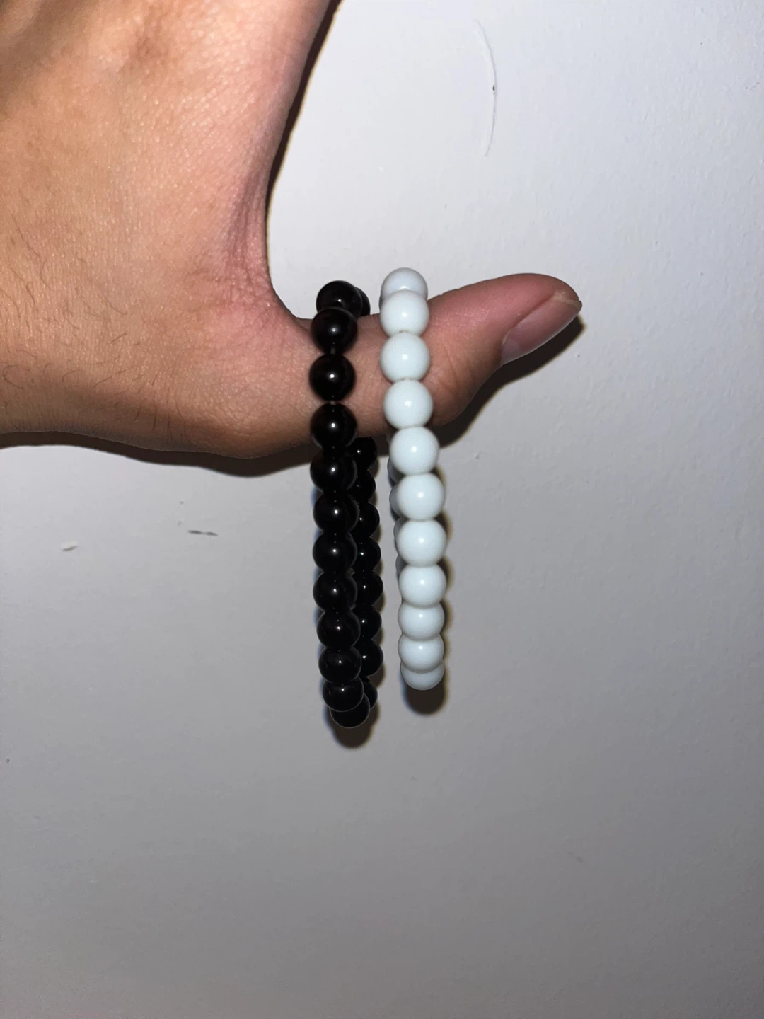 Set of 2 Beaded Bracelets - Black and White - photo 2