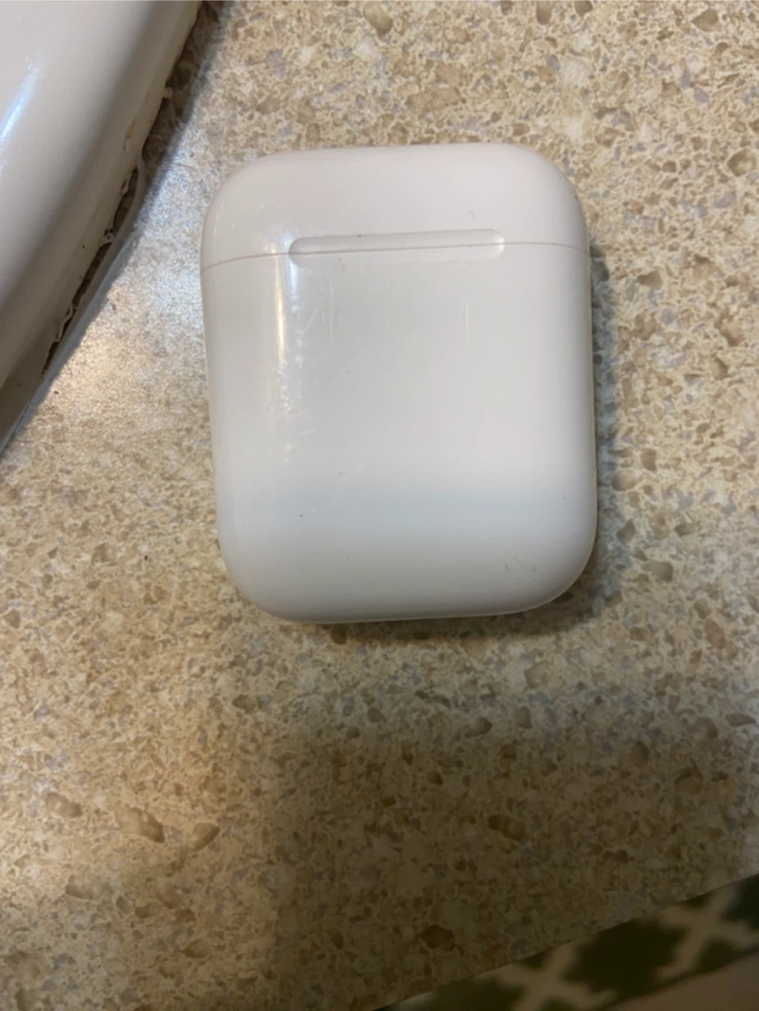 Apple AirPods (1st Gen) with Charging Case - photo 3