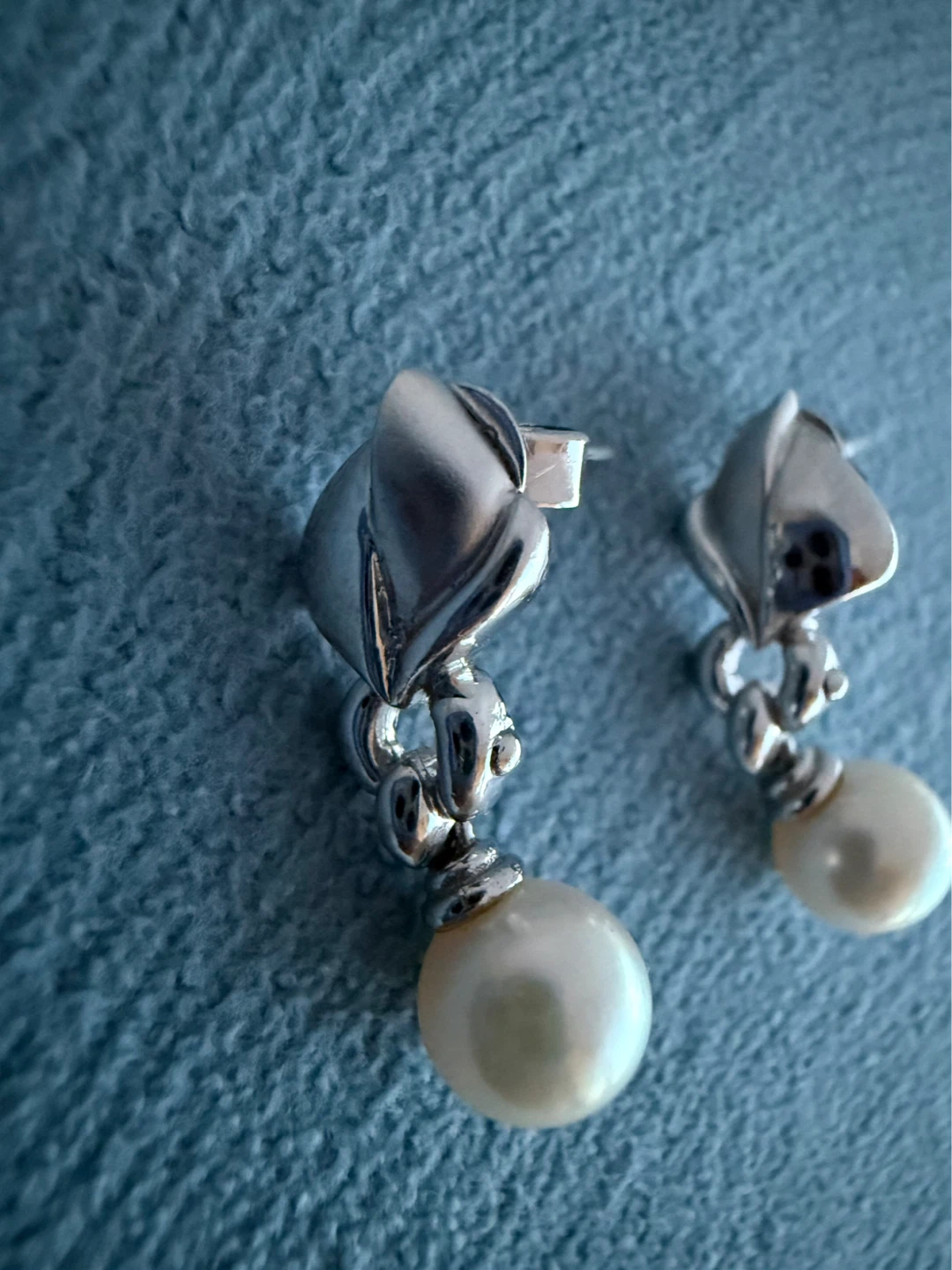 Harling's Jewellers 18kt white gold pearl drop earrings - photo 3