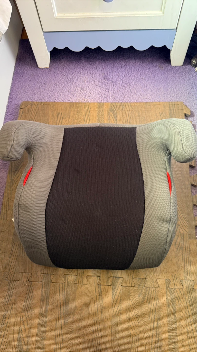 Canada W60 Booster Seat