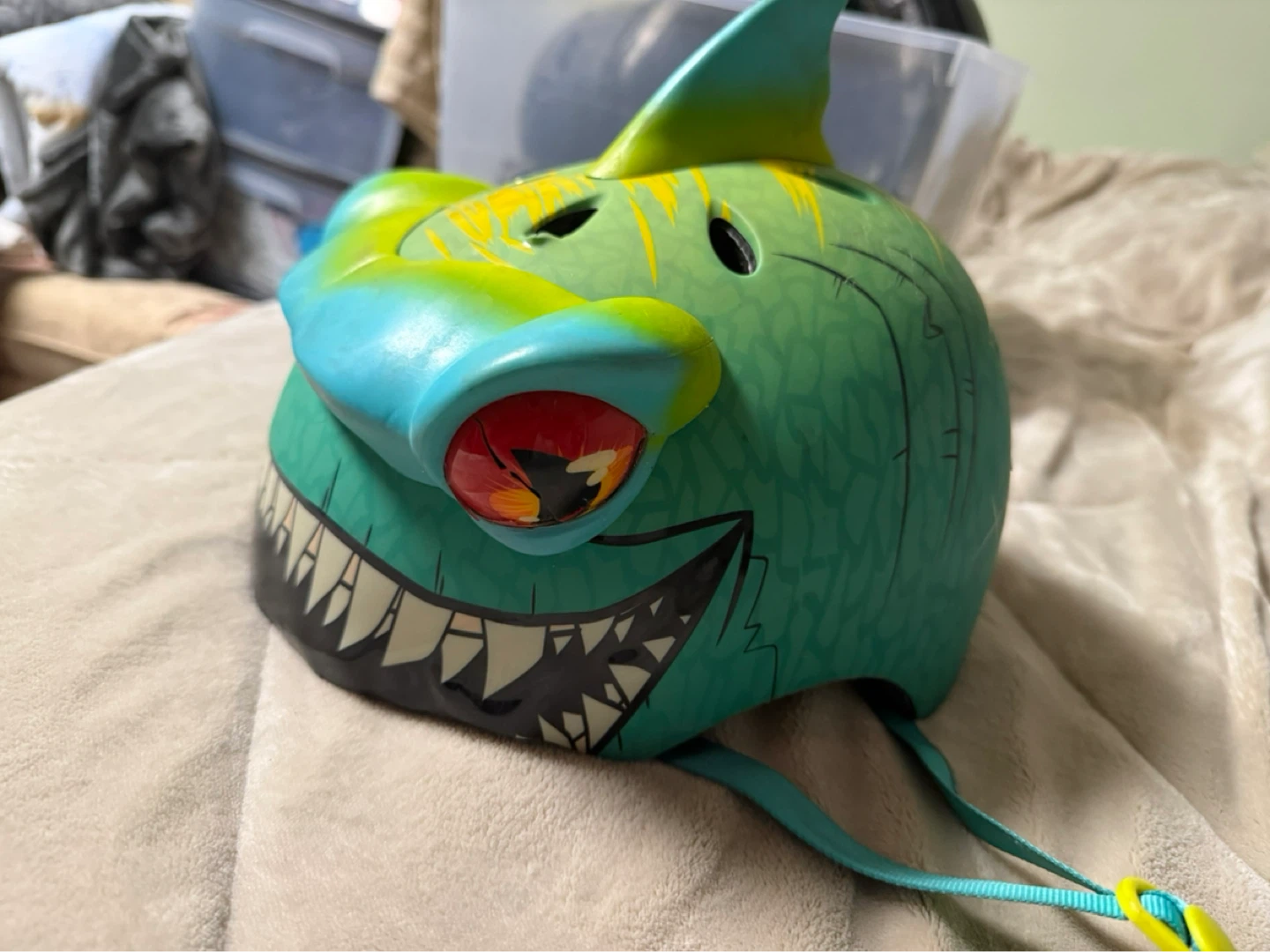 Kids' "Hammer" Shark Bike Helmet - Size S