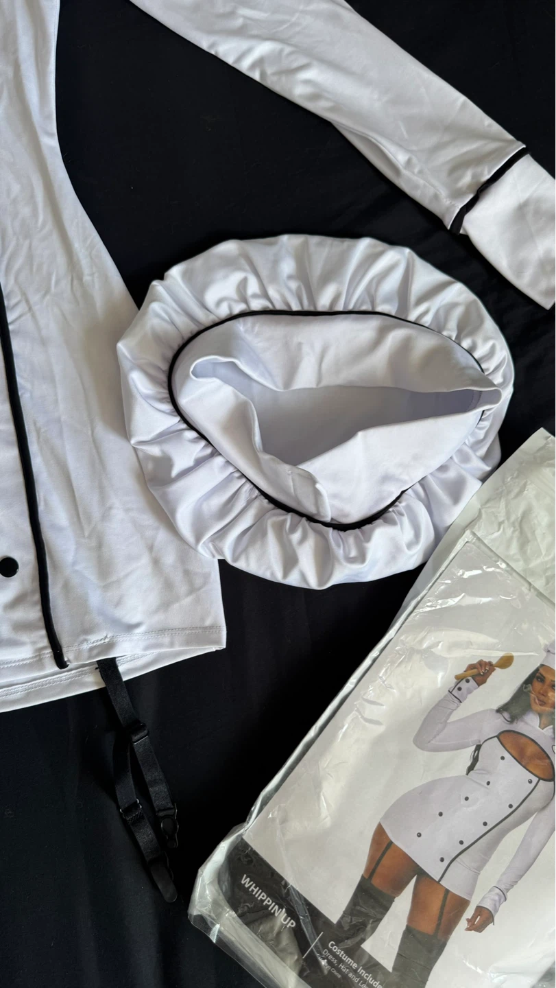 Fashion Nova 3 Piece Chef Costume — XS/Small - photo 3