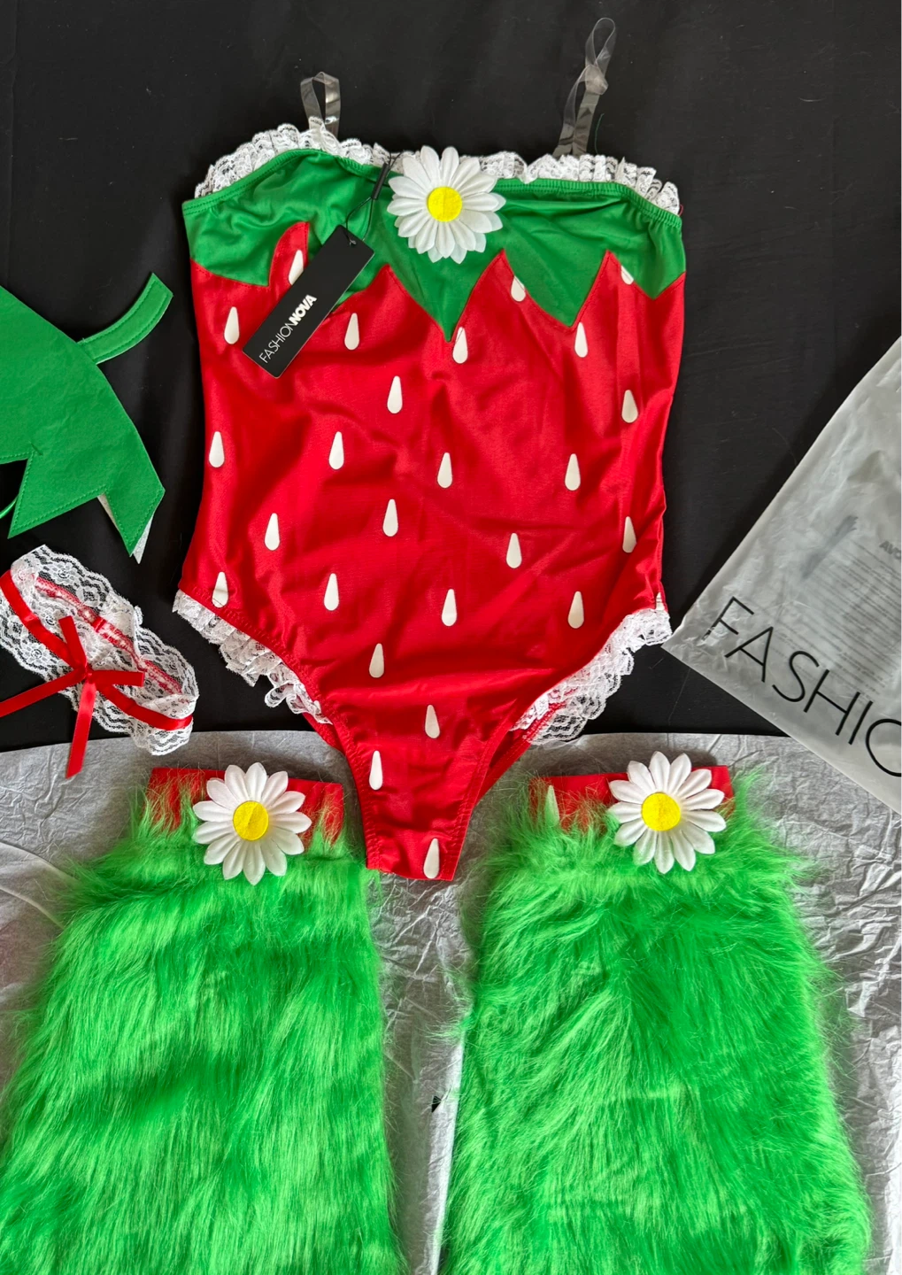 Fashion Nova 4 Piece Strawberry Costume — Small - photo 2