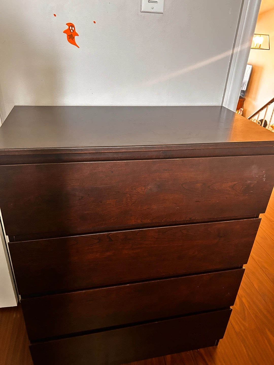 Chest of drawers