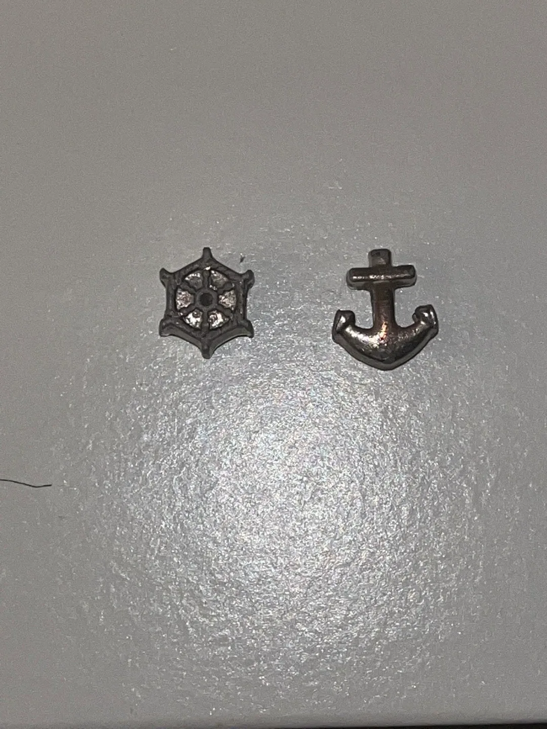 Anchor and Ship Wheel Charms - photo 2