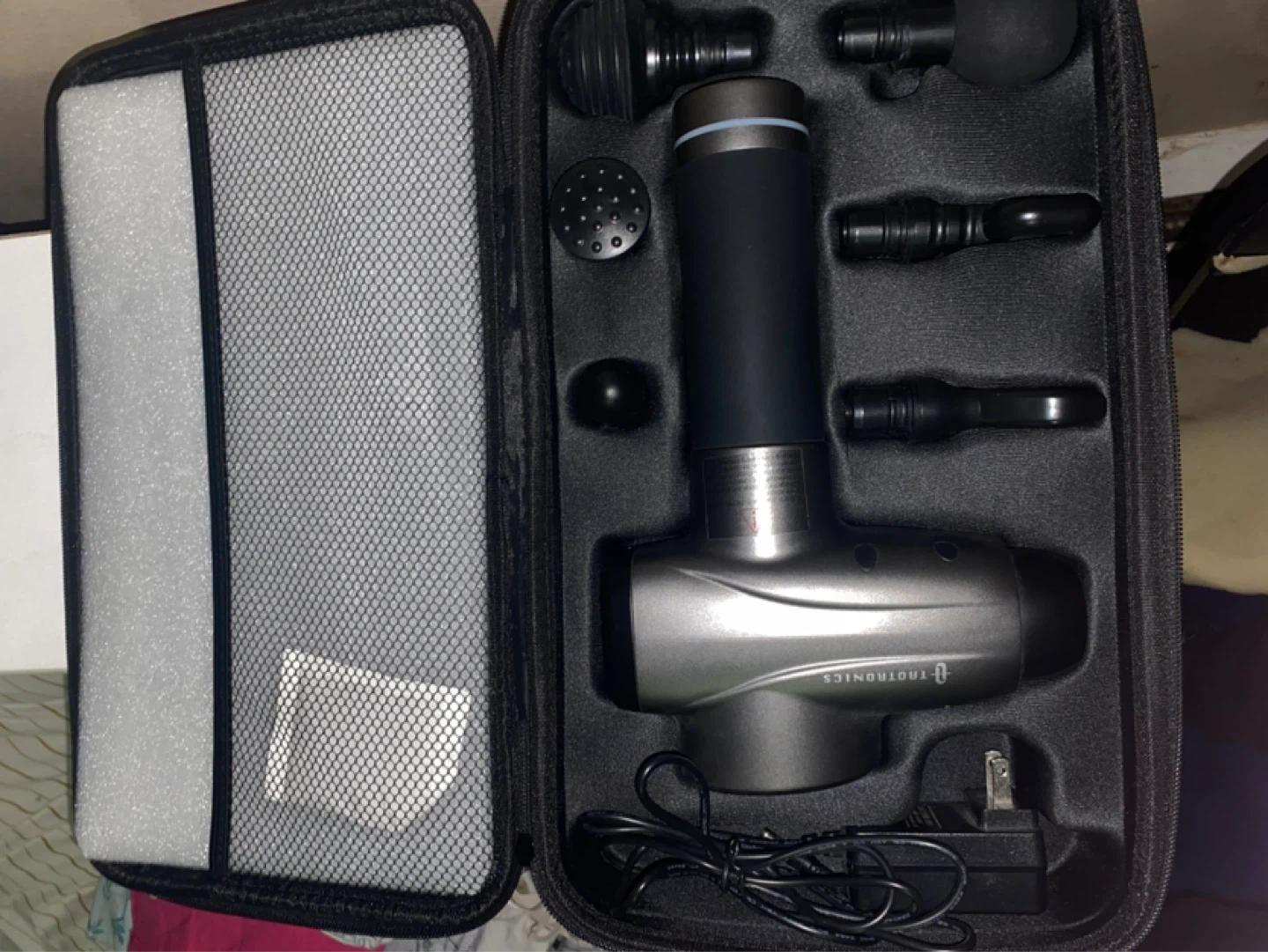 TaoTronics Massage Gun with 6 Attachments - photo 4