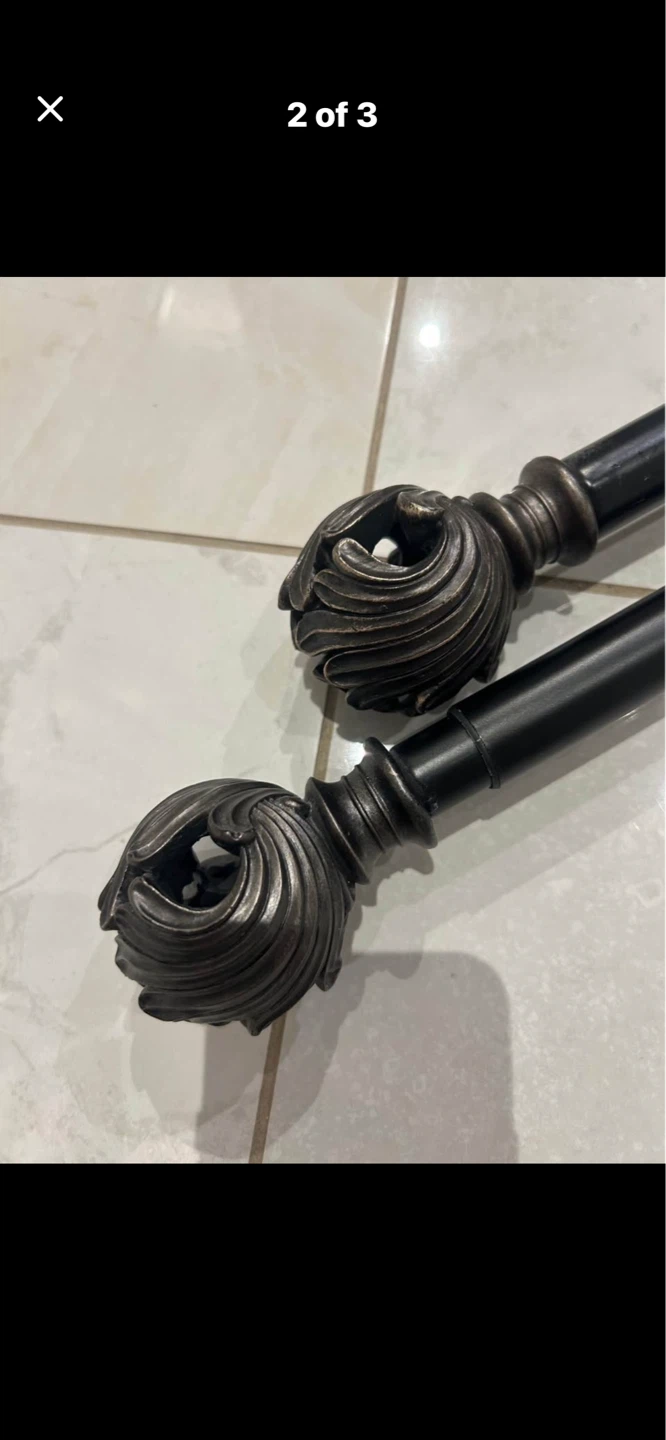 2 Decorative Curtain Rods with Finials - photo 2