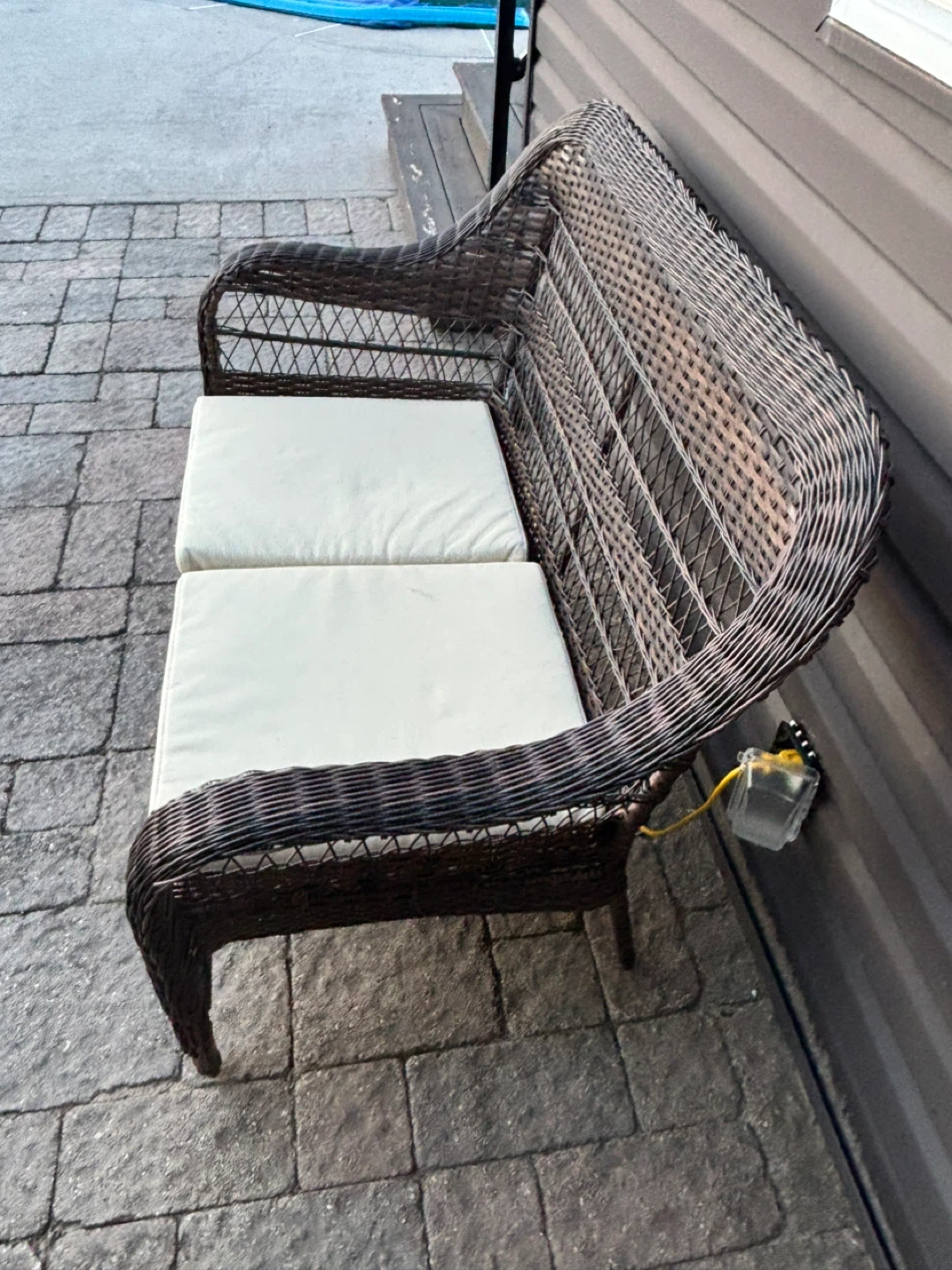 Wicker resin outdoor love seat - photo 4