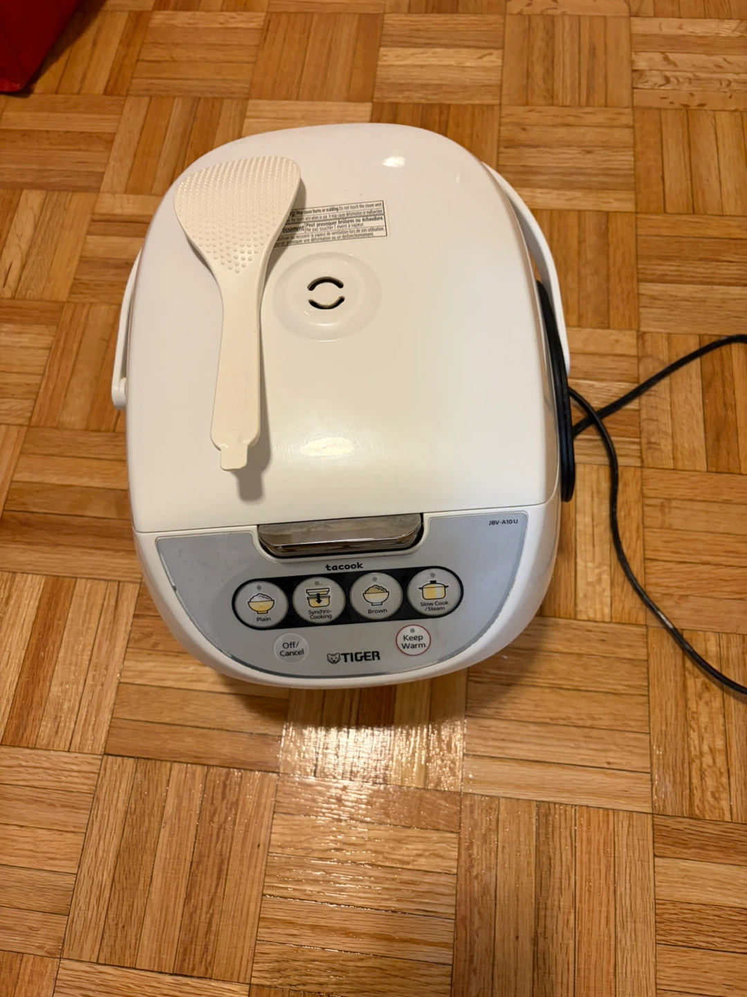 Tiger JBV-A10U Rice Cooker