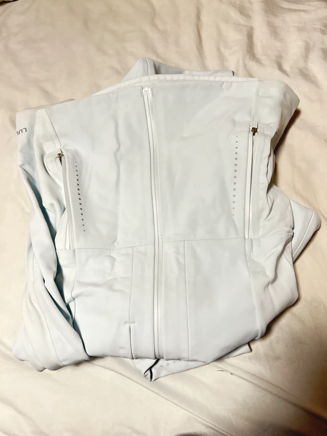 Lululemon Hooded Windbreaker - photo 4