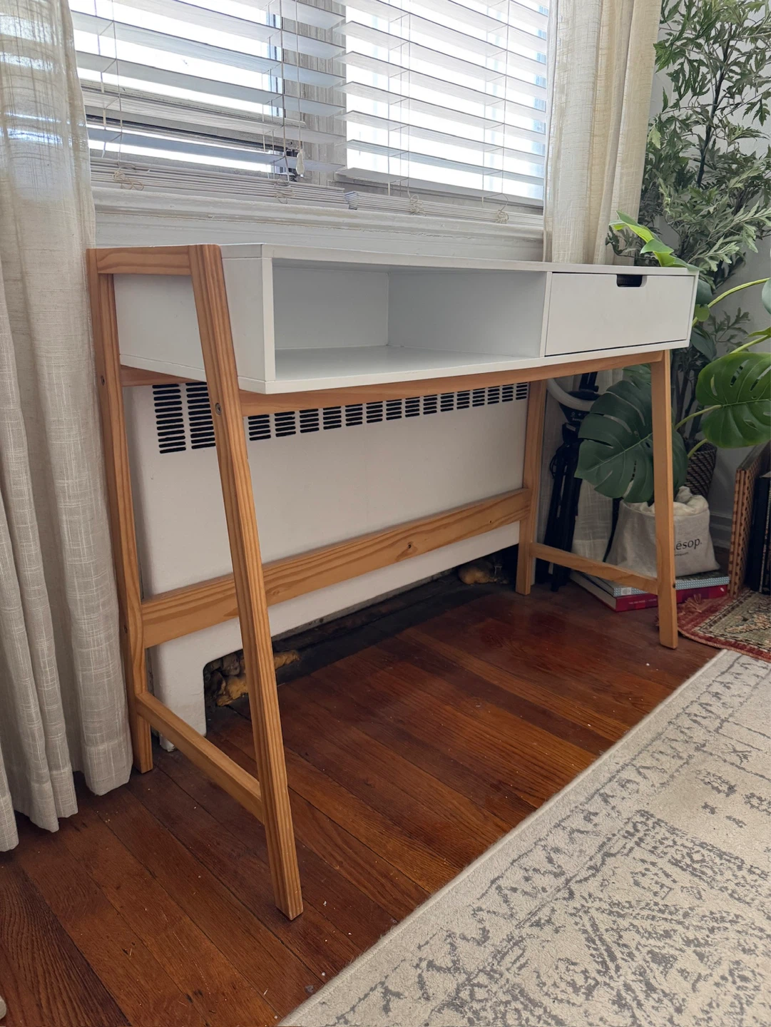 Home Office Writing Desk /  Work Desk - White with Wooden legs