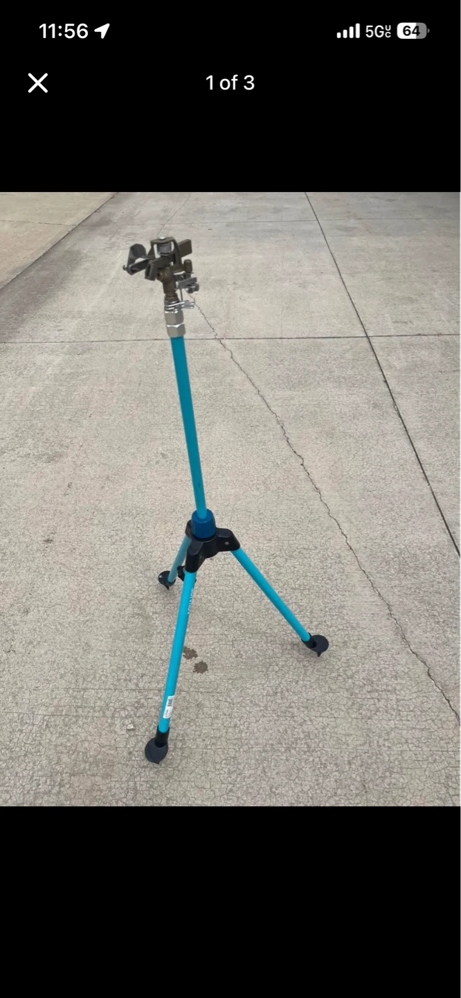 AquaJoe Tripod Sprinkler