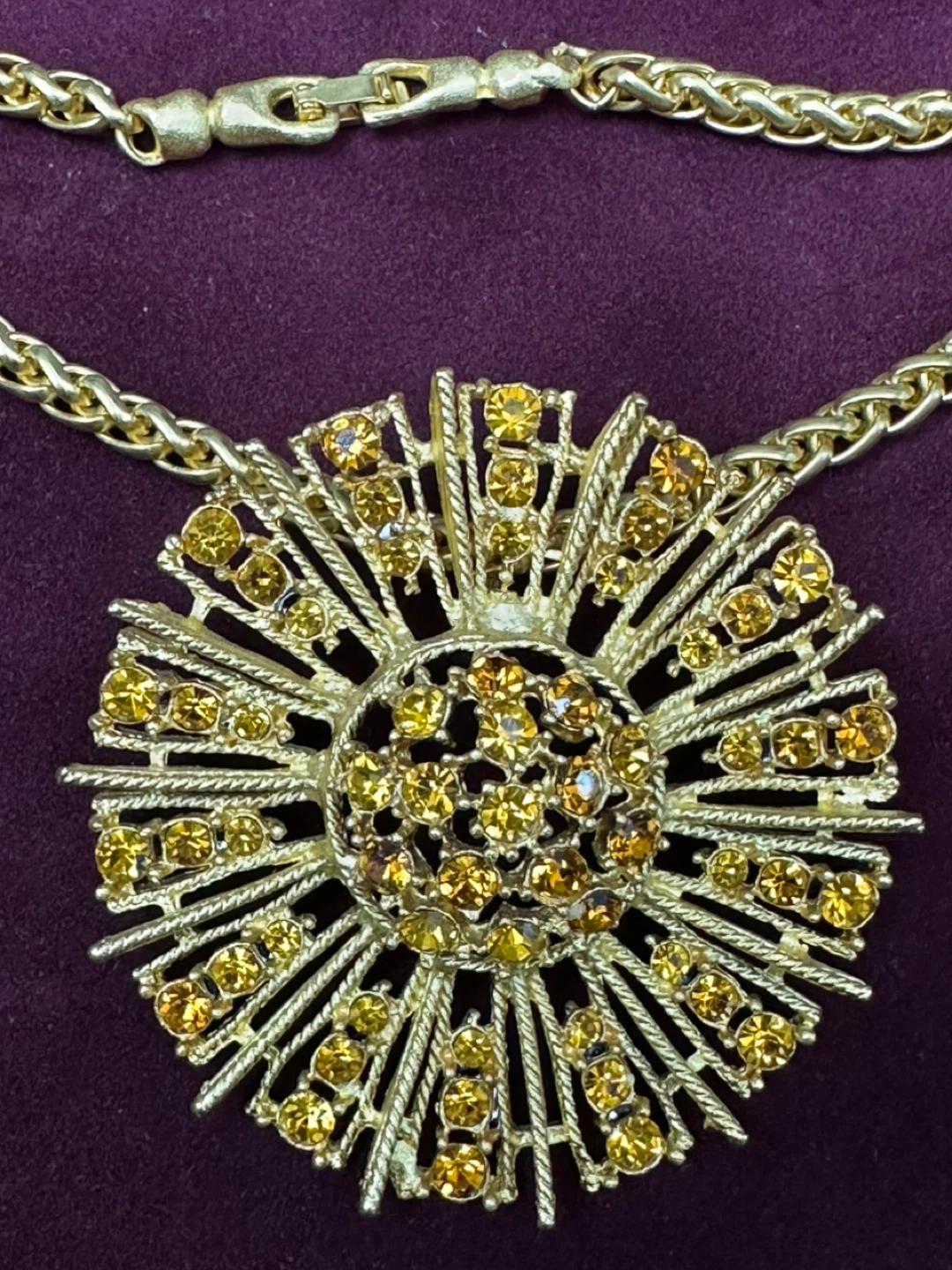 Gold tone sunburst pendant necklace - photo 3