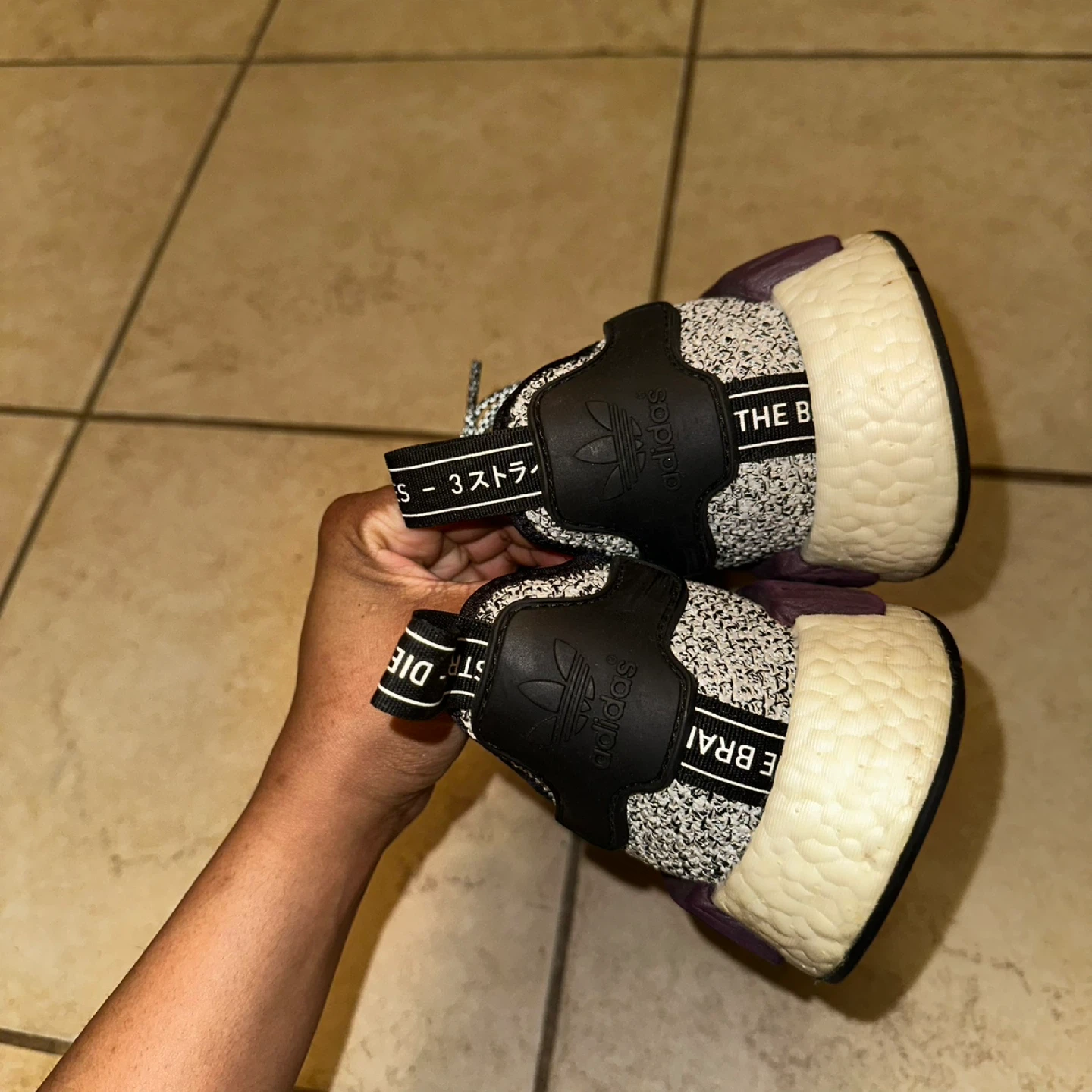 Adidas NMD R1 Shoes 9.5 US - photo 3