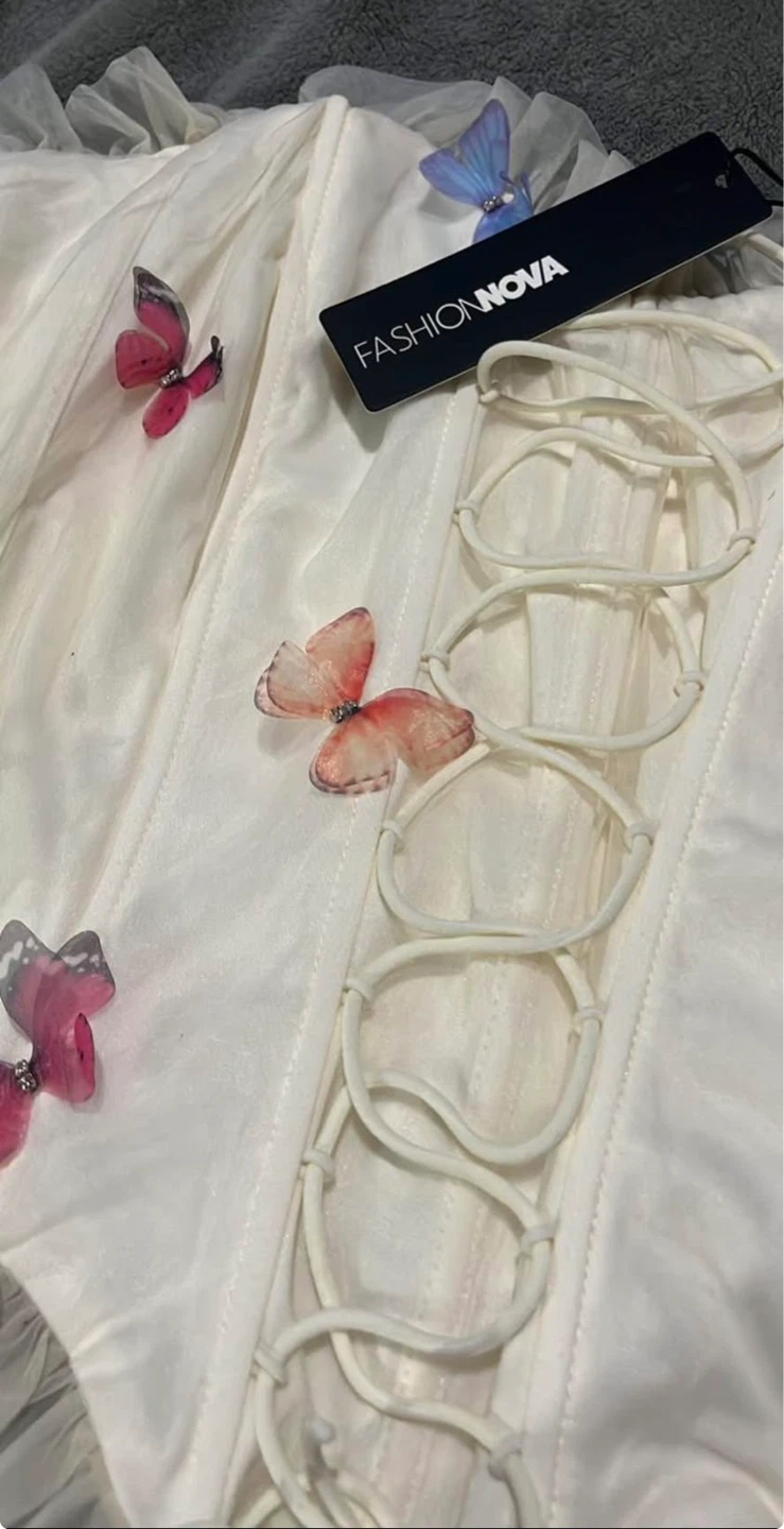Fashion Nova White Corset Top with Butterflies Embellishments - photo 2
