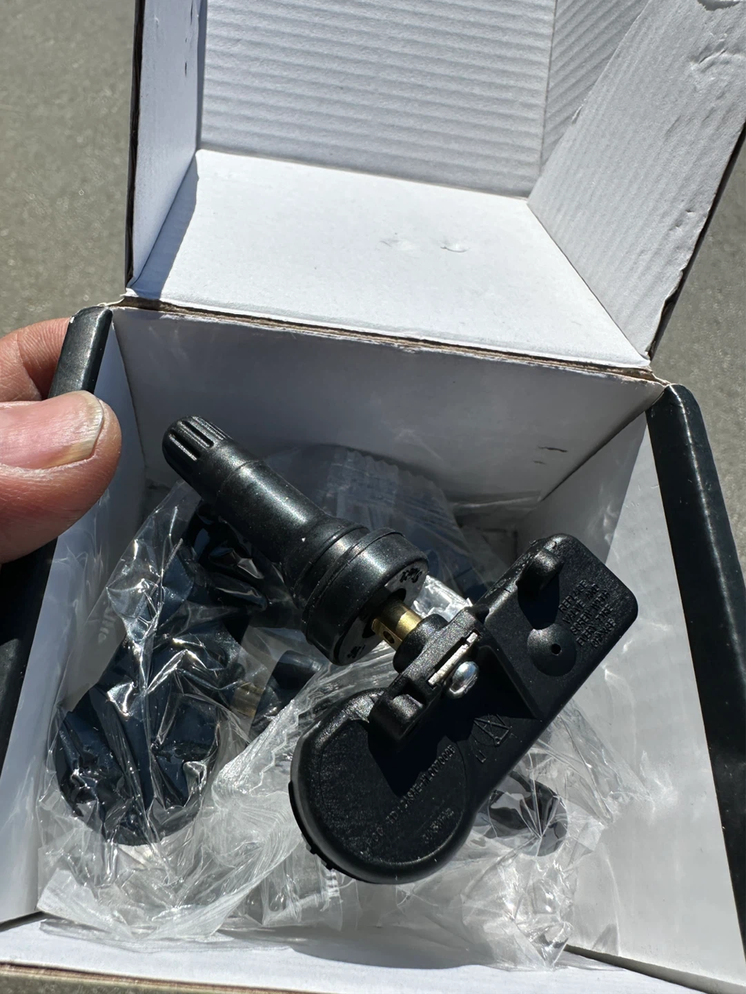 WTPS Tire Pressure Monitoring System TPMS Sensors - photo 3