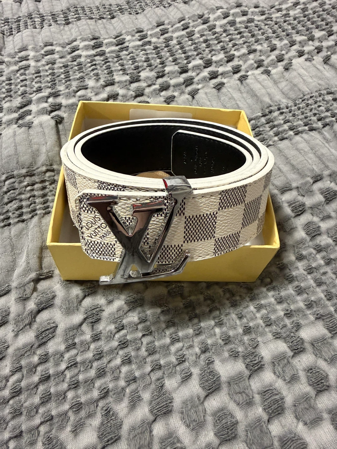 Louis Vuitton Damier Azur white Belt