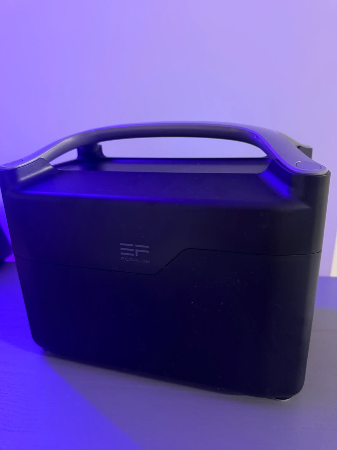 EcoFlow RIVER Pro Portable Power Station Like New - photo 5
