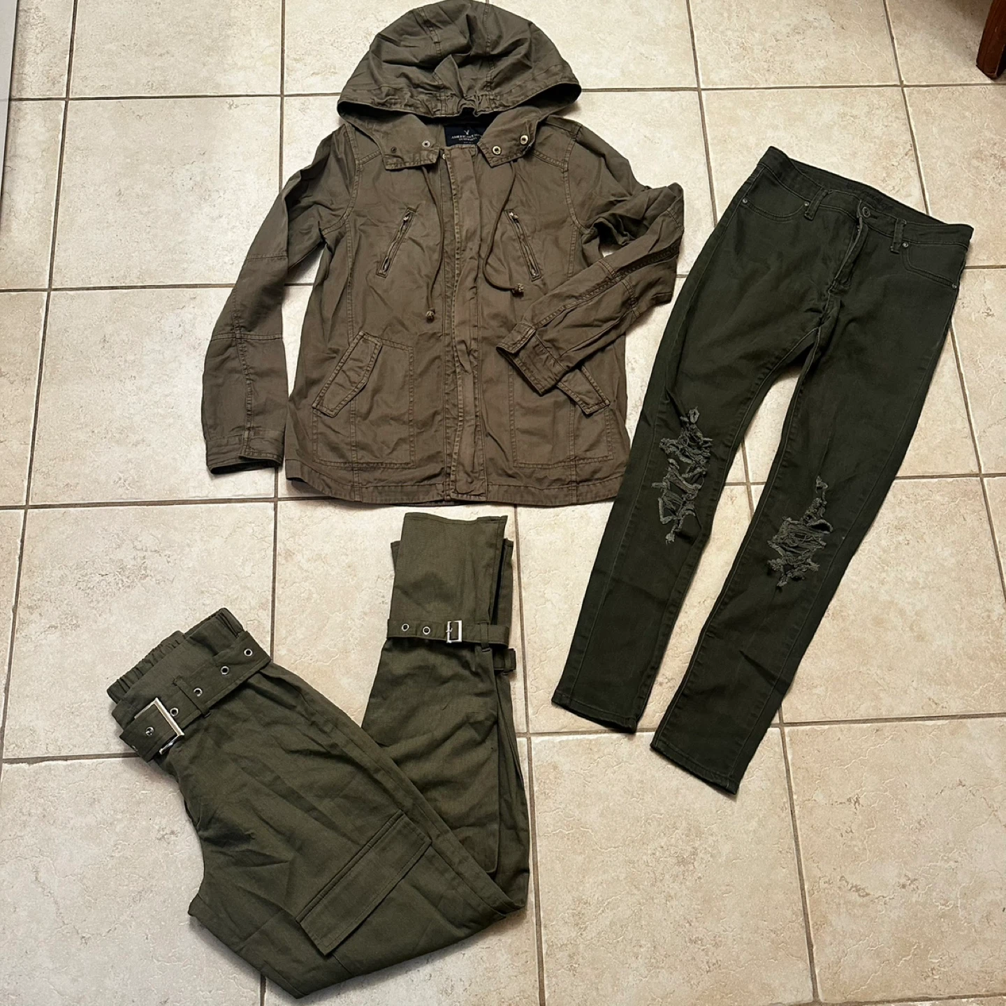 Olive clothing lot small