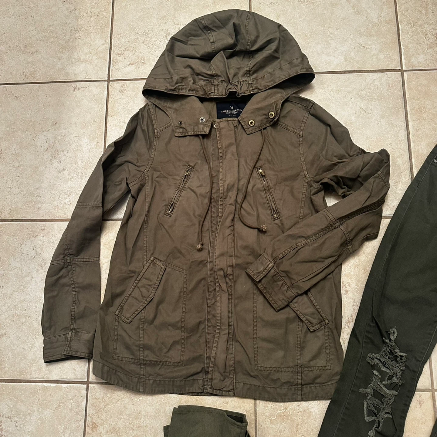 Olive clothing lot small - photo 2