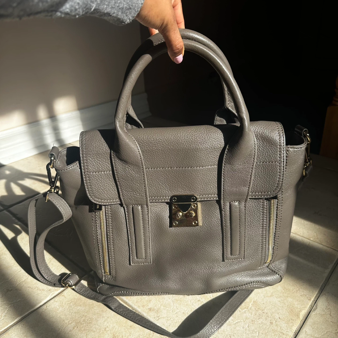 Danier Satchel Bag - photo 2