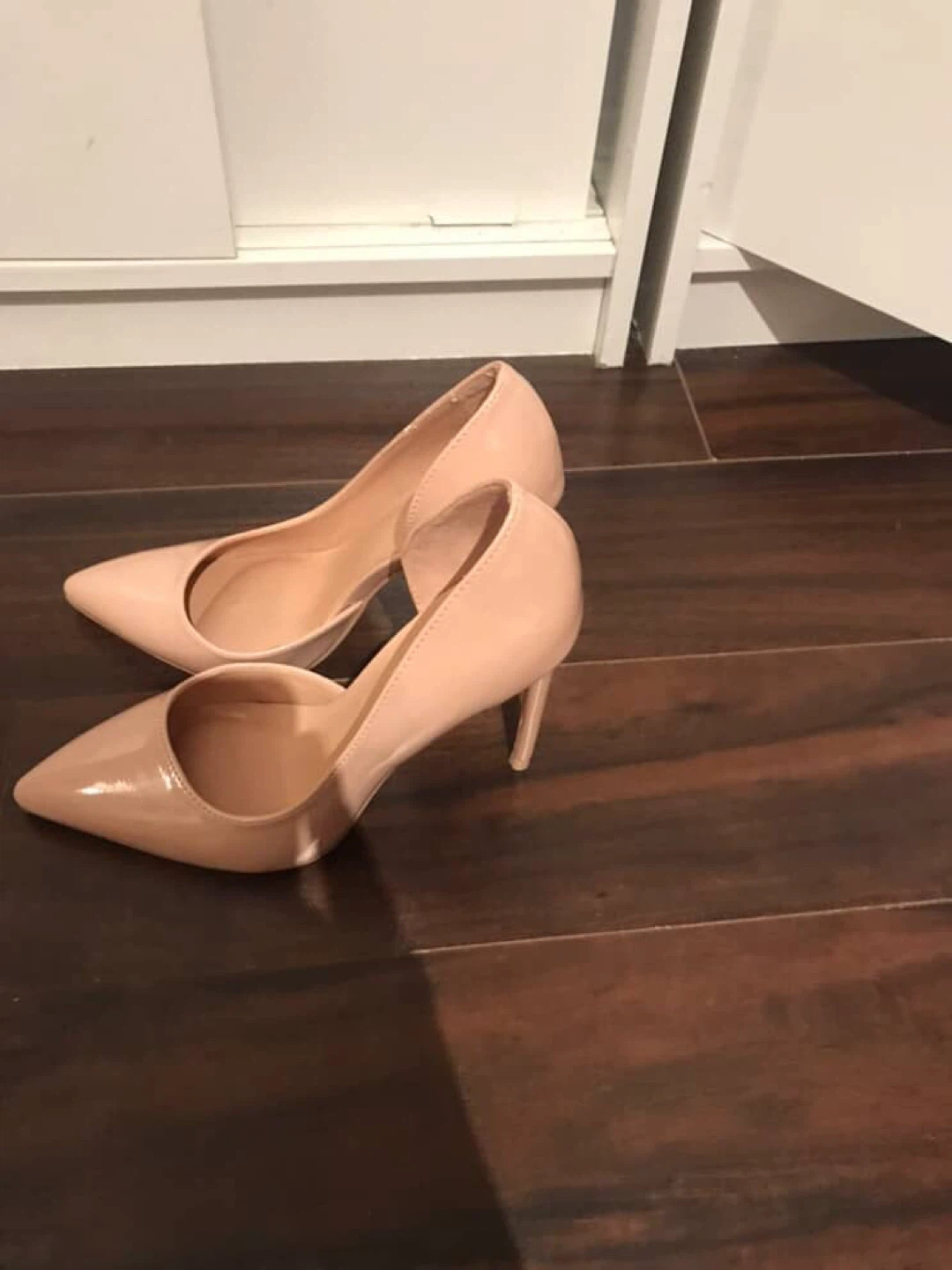 Nude Patent Leather Pointed Toe Heels - photo 2