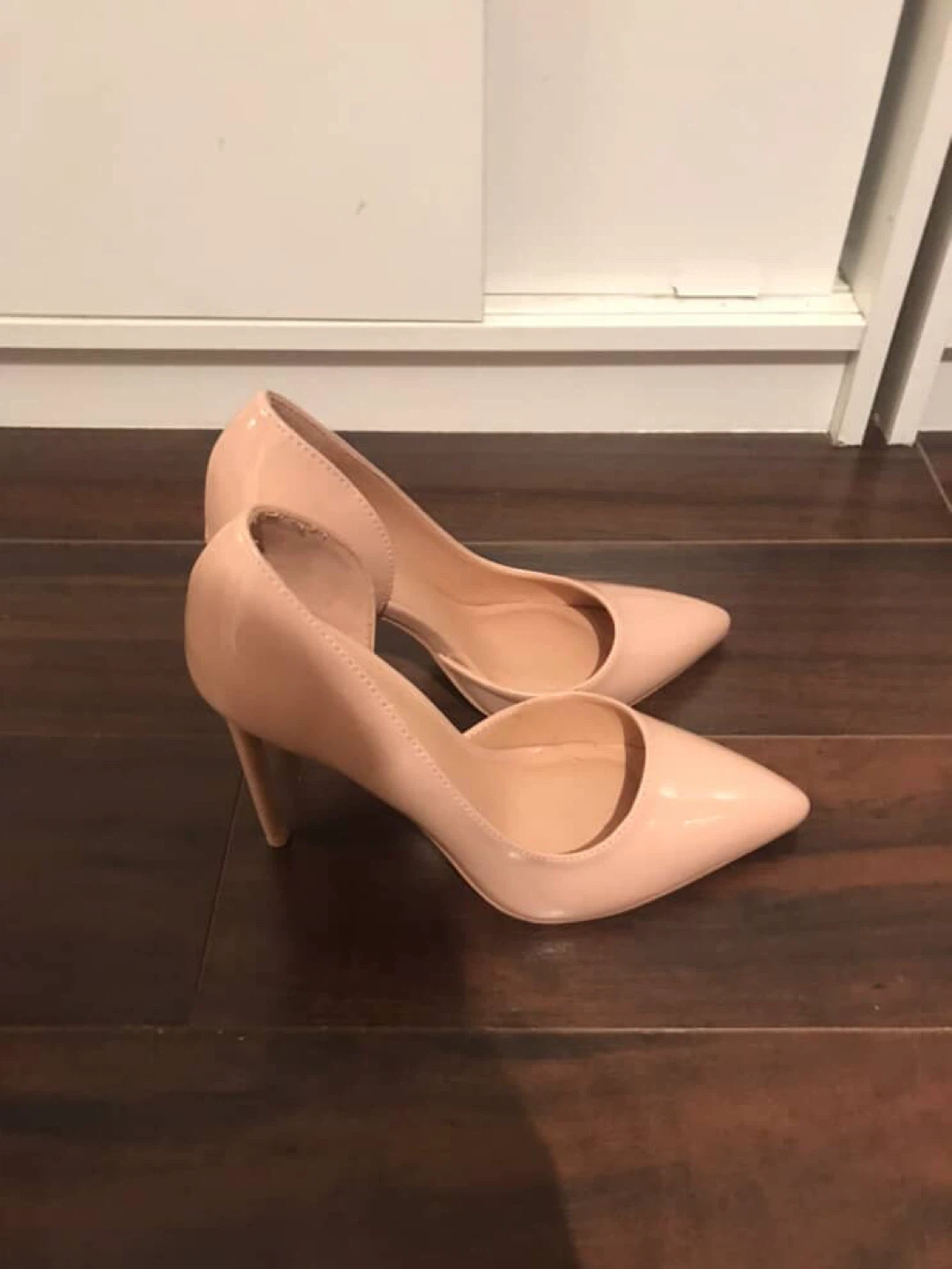 Nude Patent Leather Pointed Toe Heels - photo 4