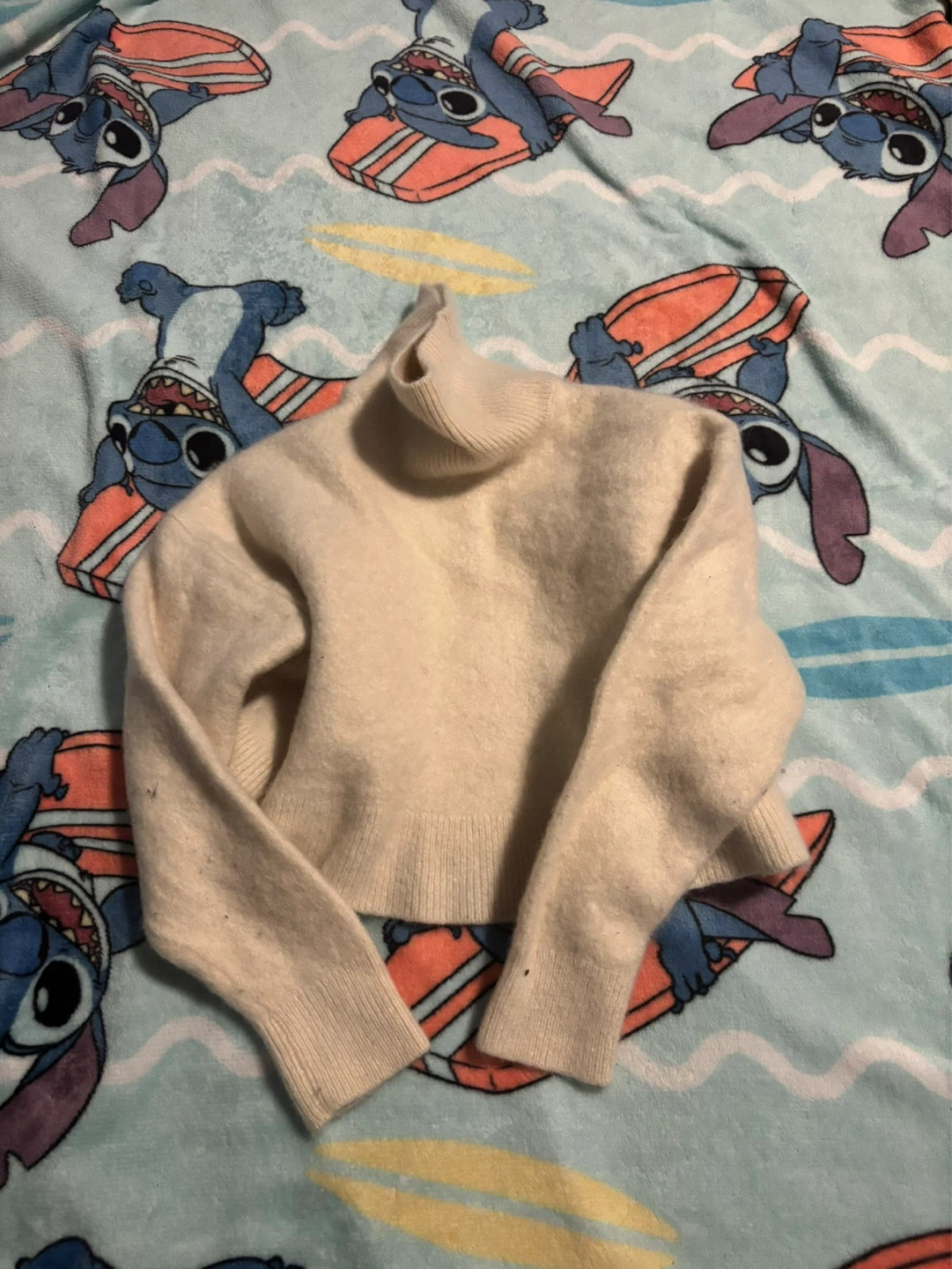 The Group Babaton Cream Turtleneck crop Sweater Size S