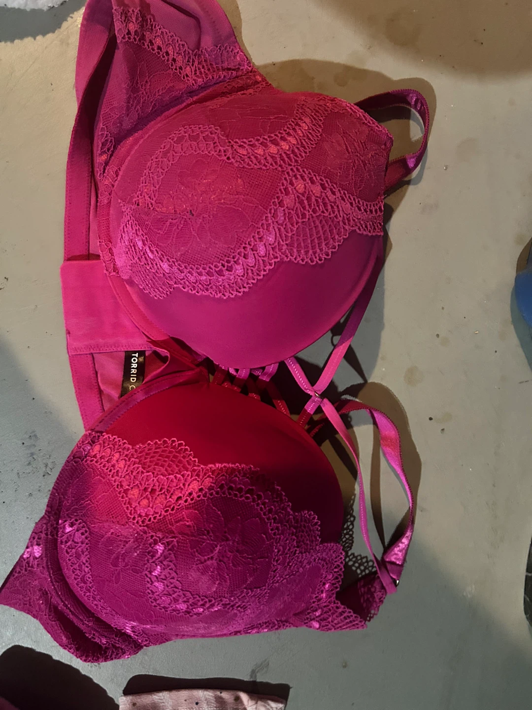 Torrid Bra 44D Magenta Lace-Up