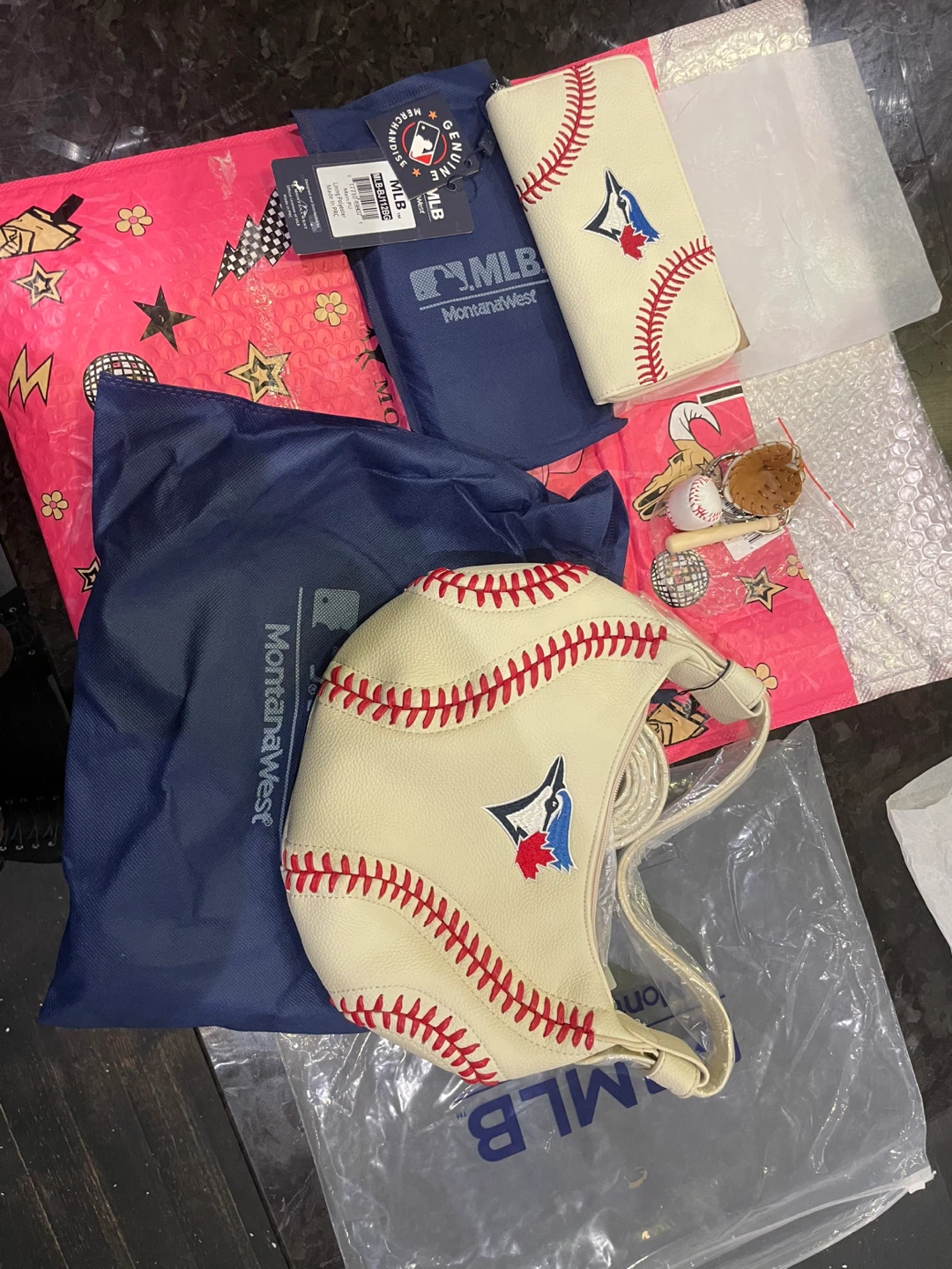 Toronto Blue Jays Baseball Purse and Wallet Set W Keychain