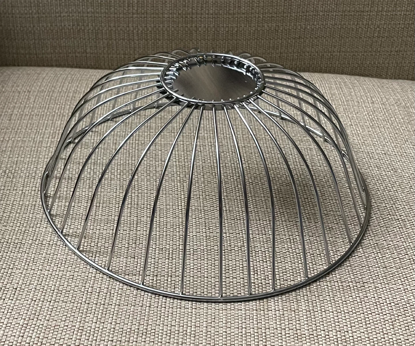 🌱 Brand New Large Modern Silver Wire Fruit/Vegetable Bowl - photo 4