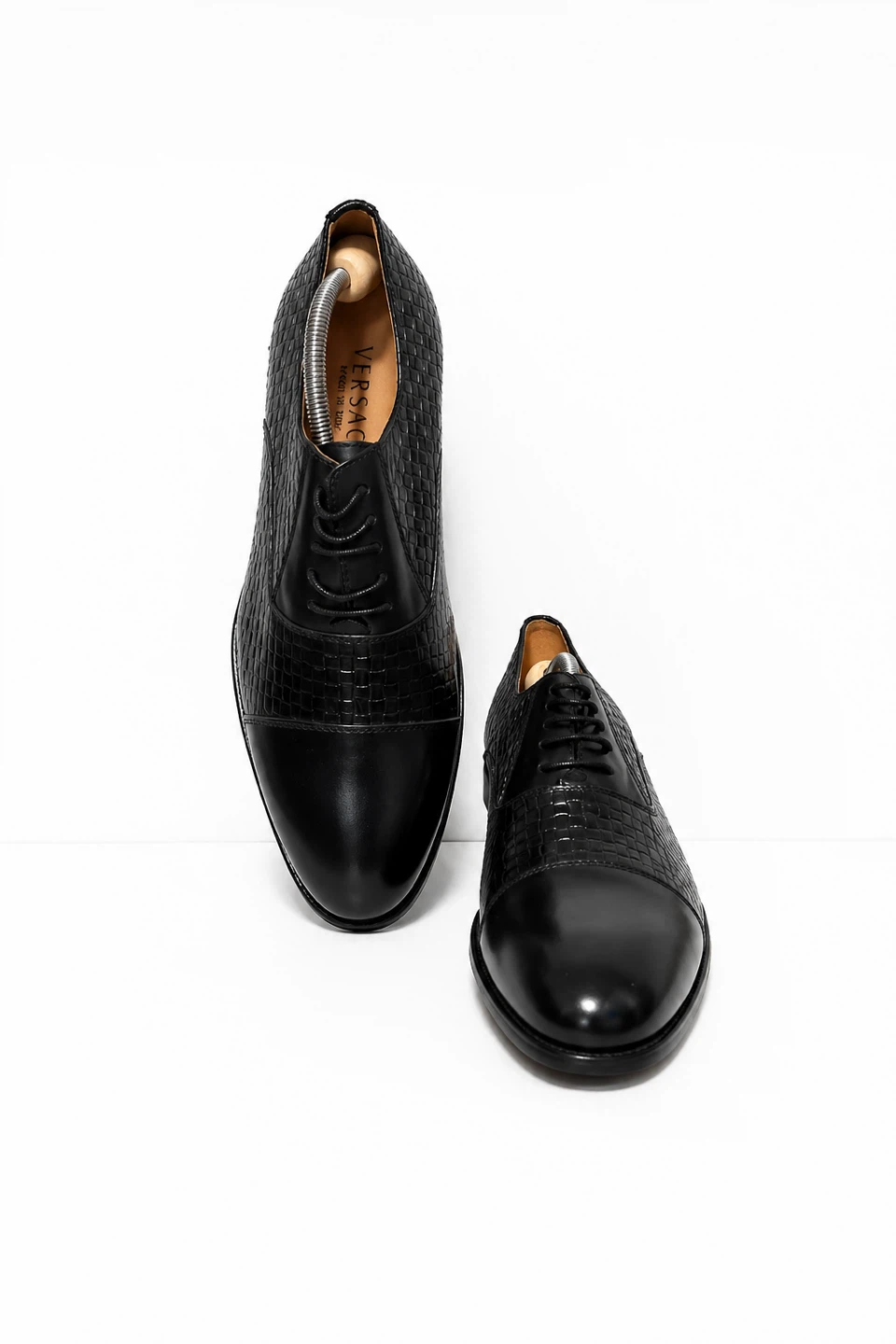VERSACE Black Leather Weave Cap Toe Oxford Shoes - photo 3