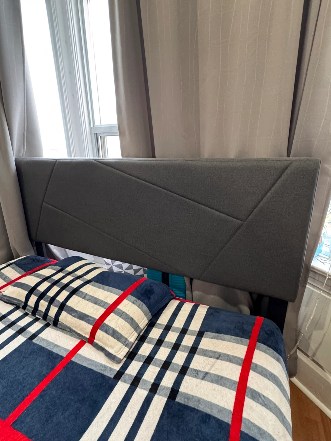 Modern queen bed frame - photo 4