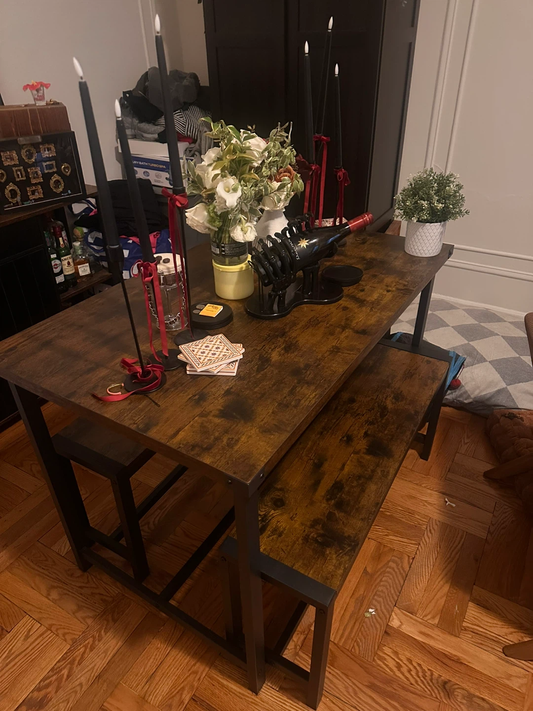 Table & Benches - photo 2