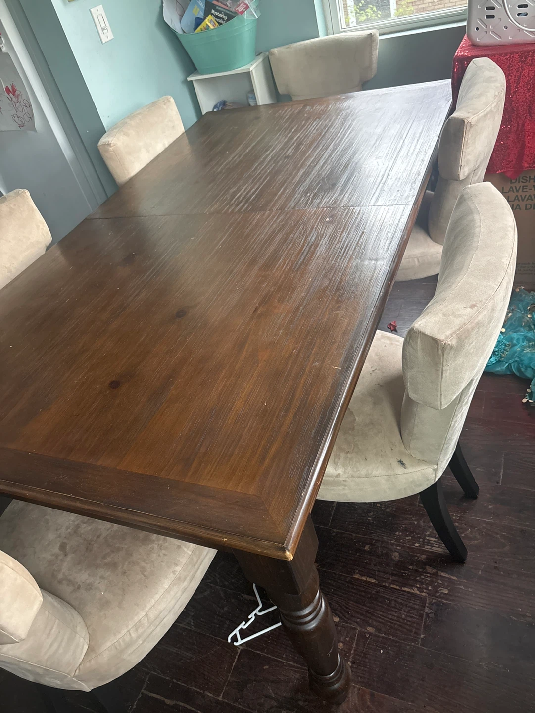Big wood dinning table with 6 chairs best offer - photo 2