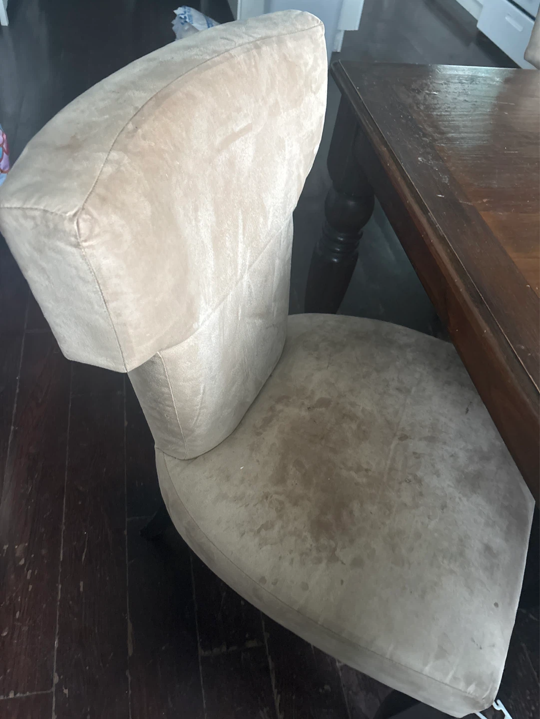 Big wood dinning table with 6 chairs best offer - photo 4