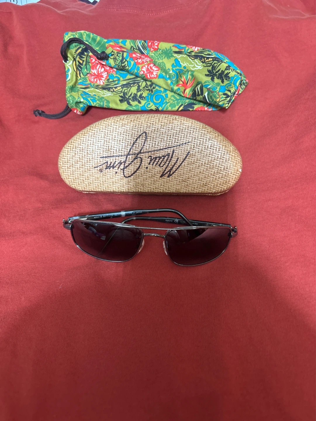 Maui Jim Sunglasses with Case and Pouch