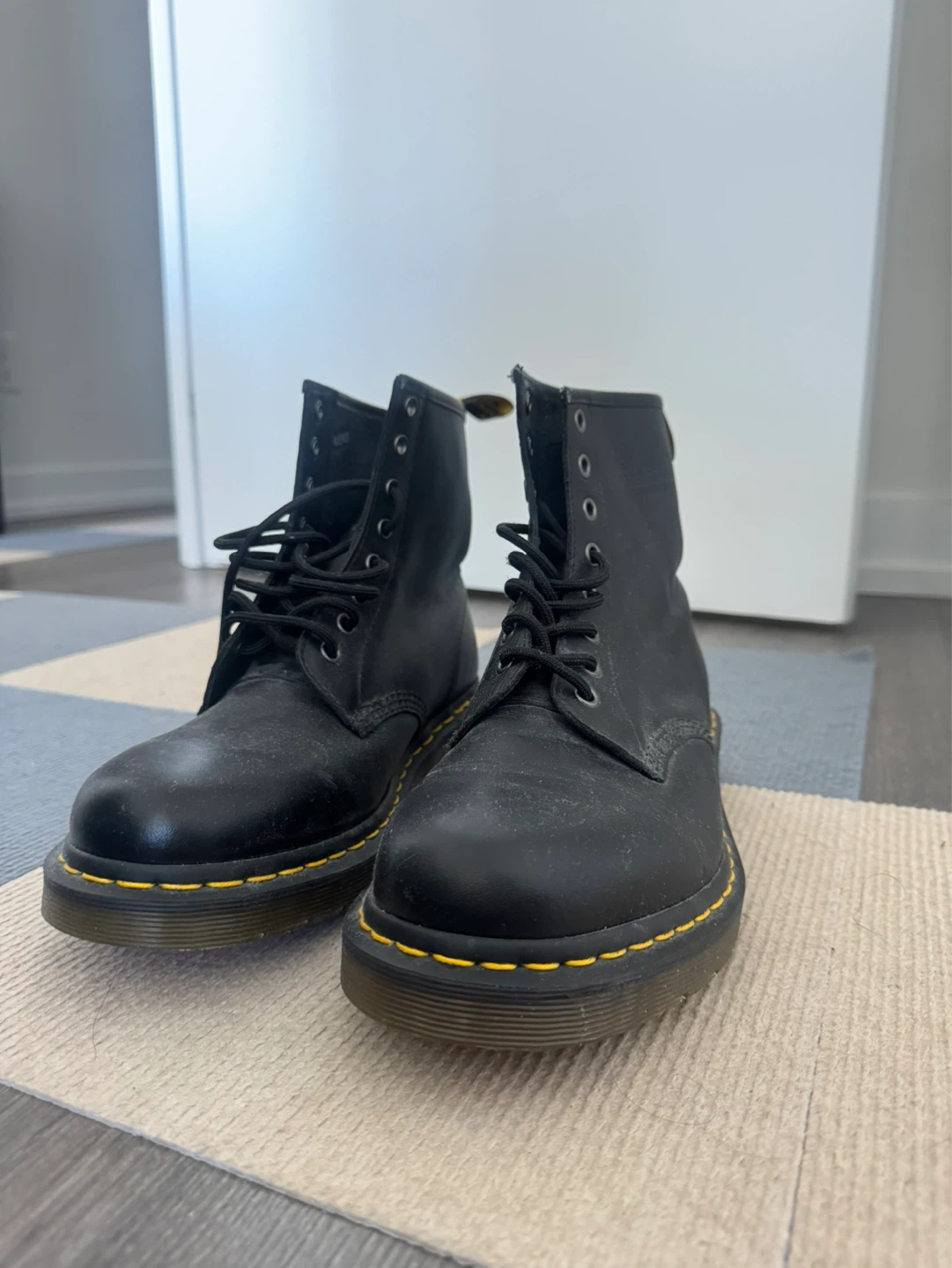 Dr. Martens 11822 (1460) Black Leather Boots - Size US M 9