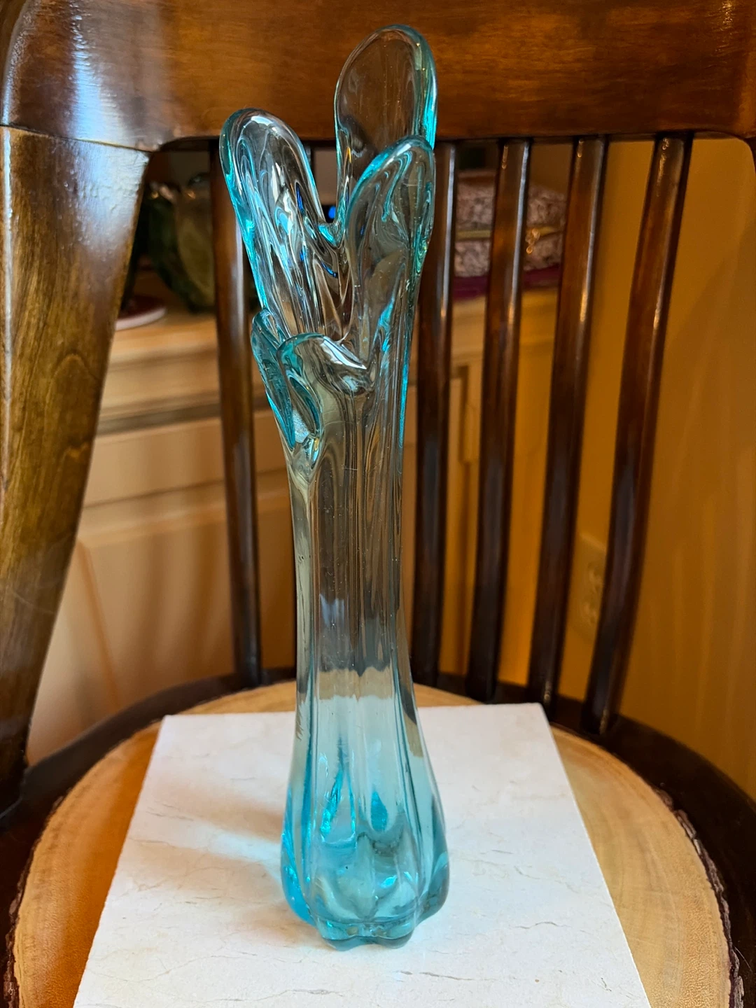 🌱Gorgeous Peacock Blue Glass Swung Vase