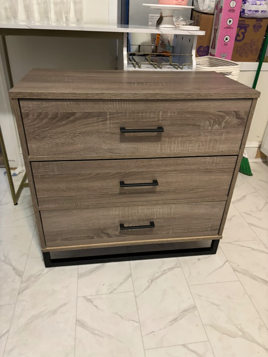 3-Drawer Dresser - Wood Grain Finish - photo 2