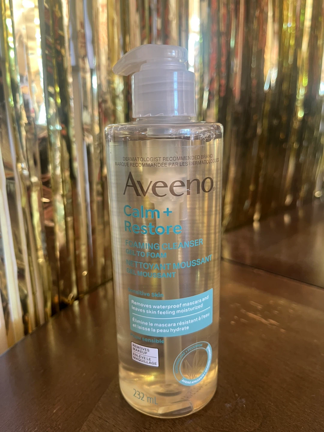 Aveeno Calm + Restore Foaming Cleanser 232 mL