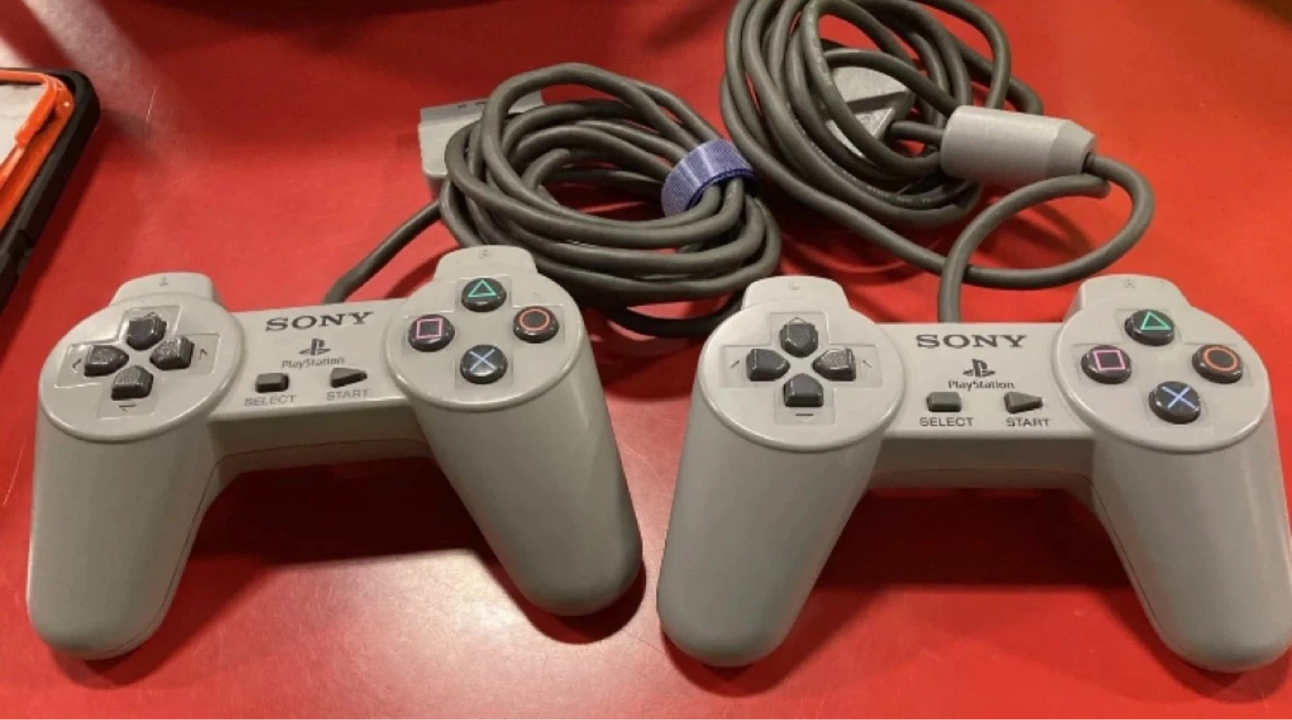 Sony Playstation 1 DualShock Controller Pair - photo 2