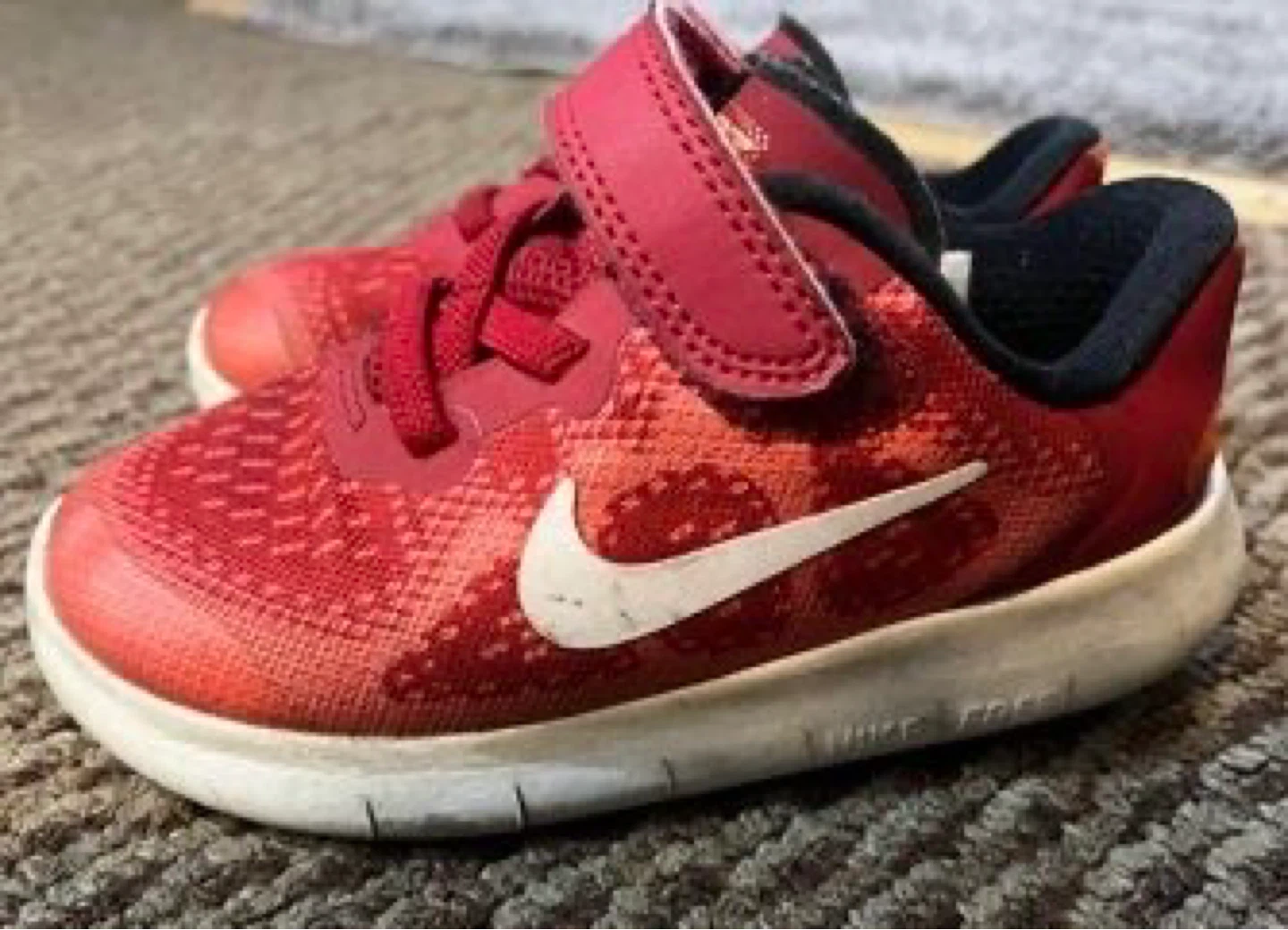 Nike Free RN Toddler Shoes Size 8C Red - photo 2