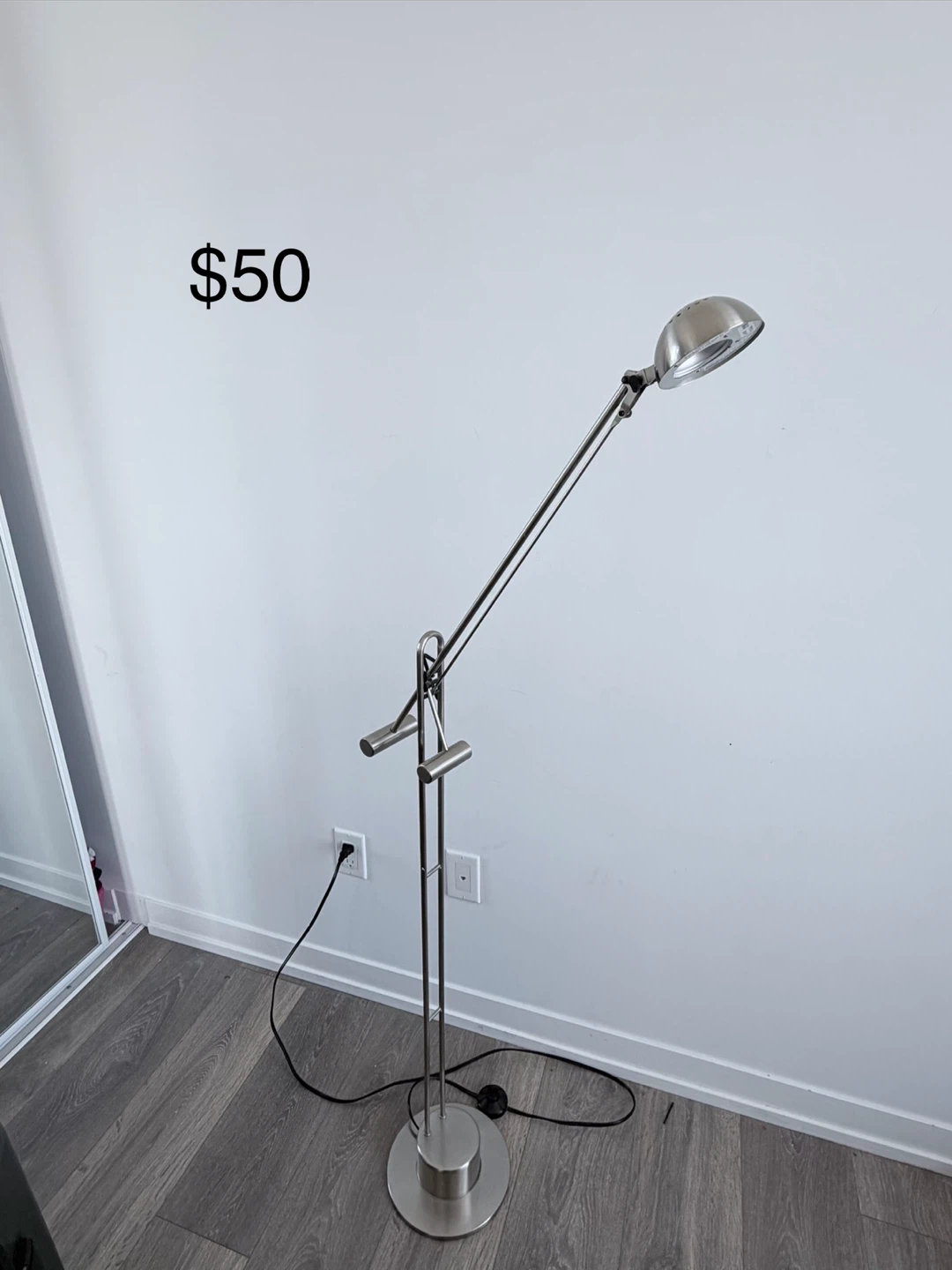 Adjustable Floor Lamp